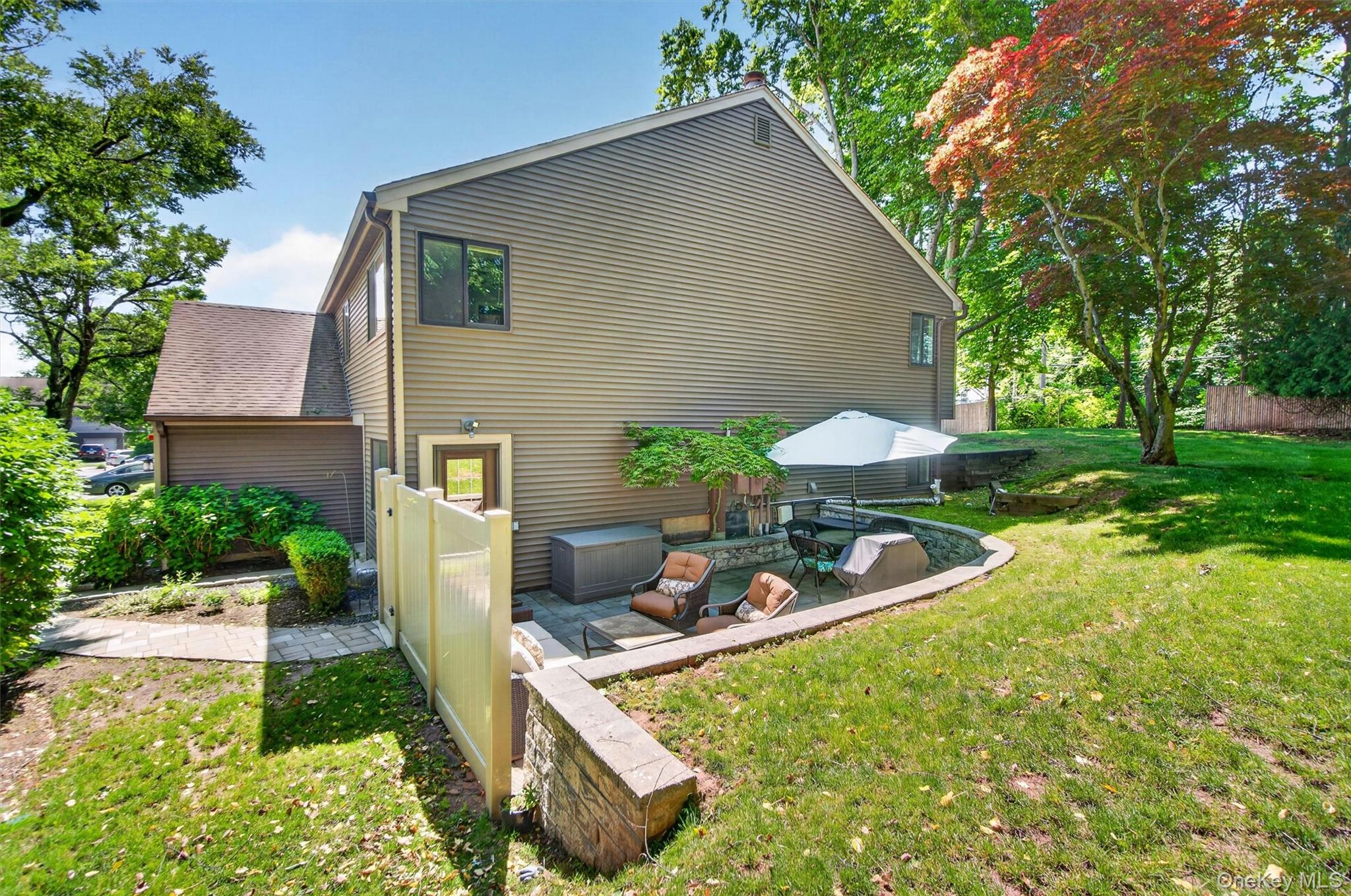 6 Old Lake Road