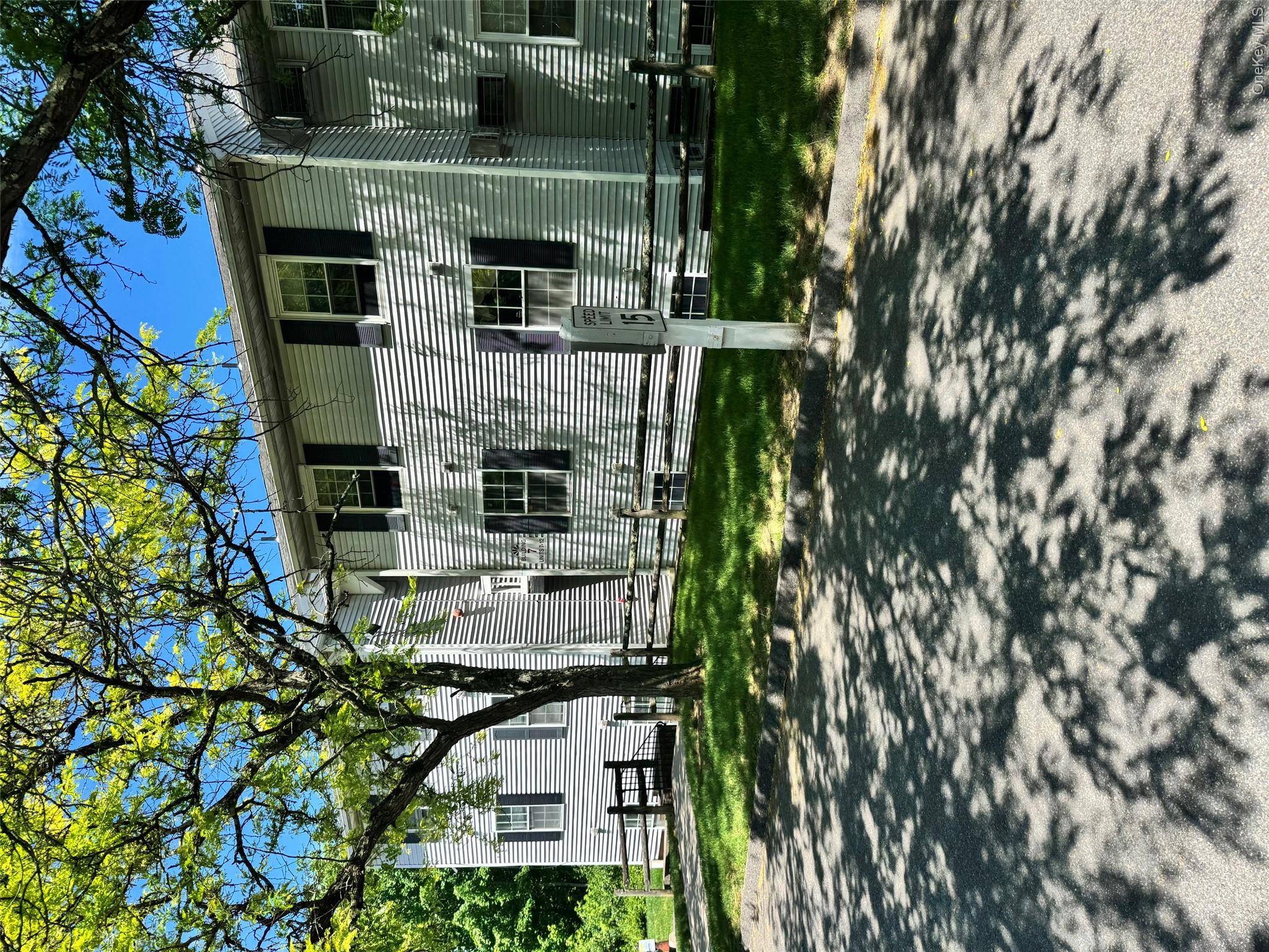 7 Lexington Hill Unit: 12
