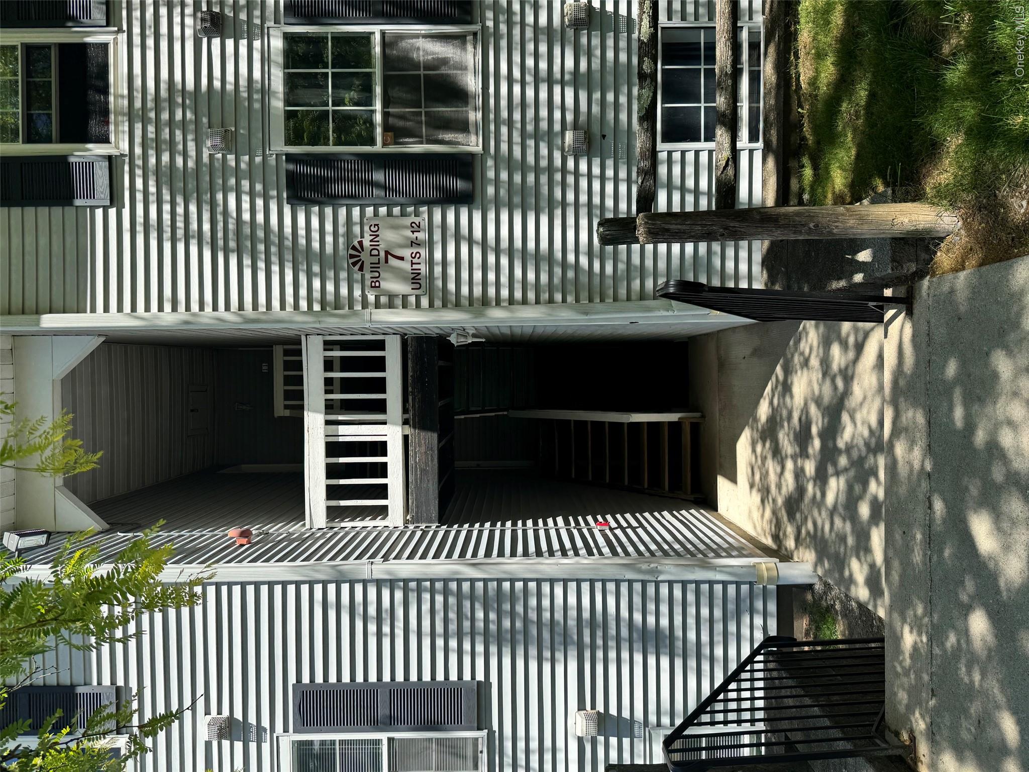 7 Lexington Hill Unit: 12