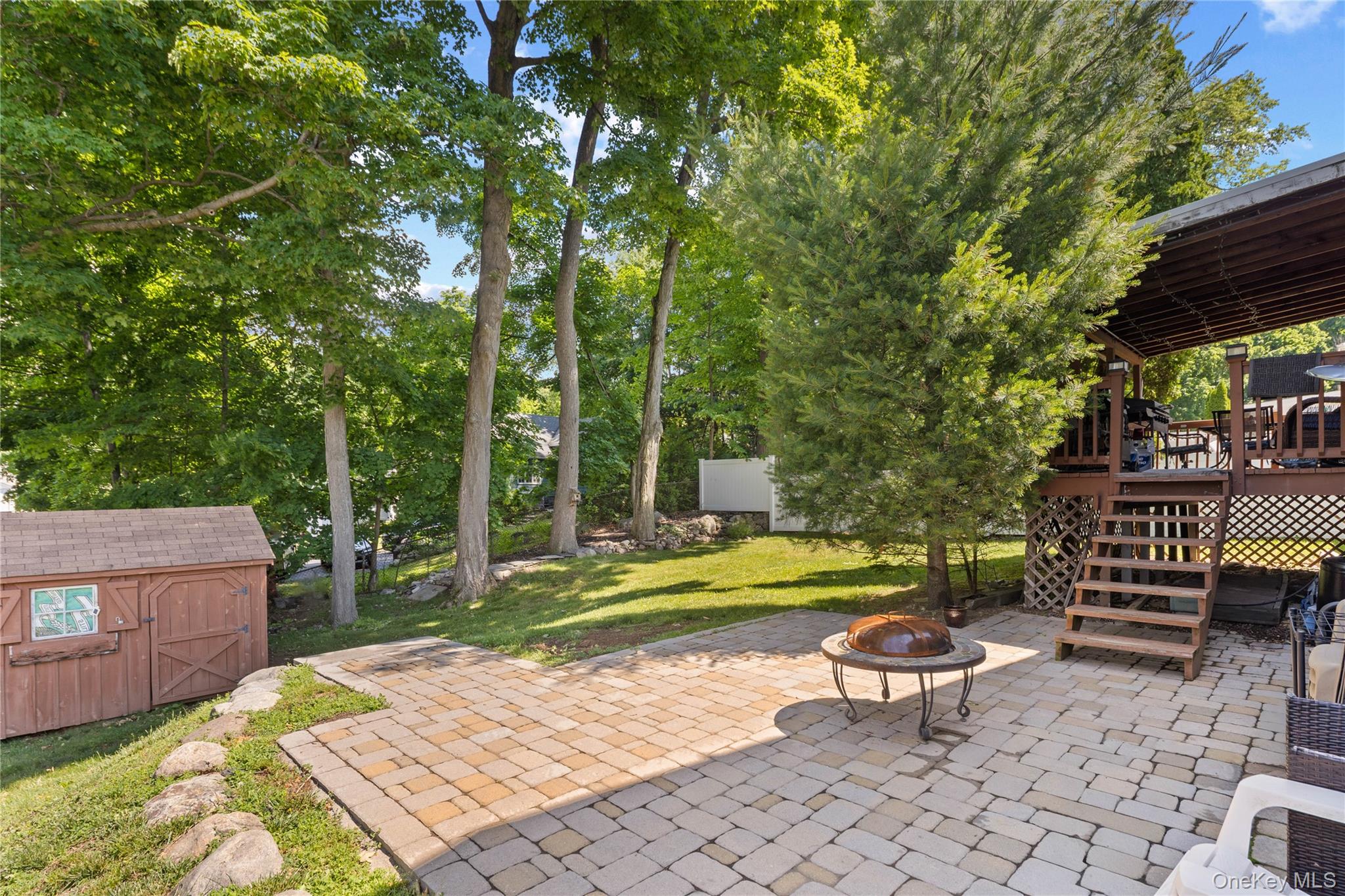 24 Maplewood Boulevard