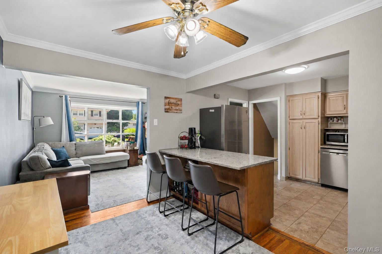 24 Maplewood Boulevard
