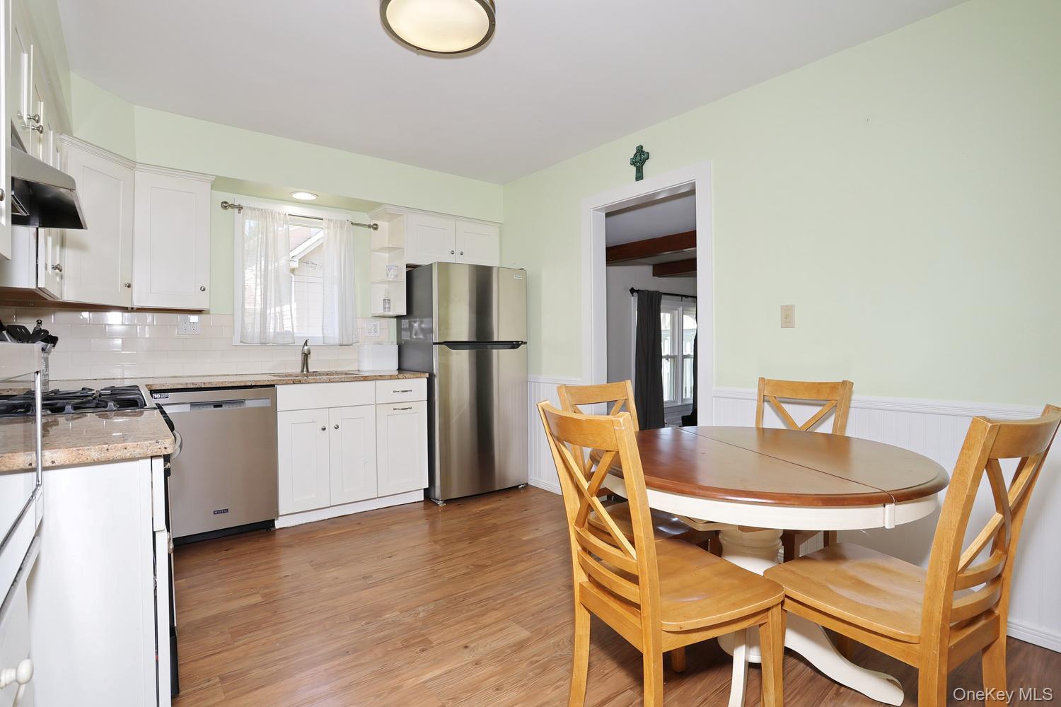 25 Amory Avenue