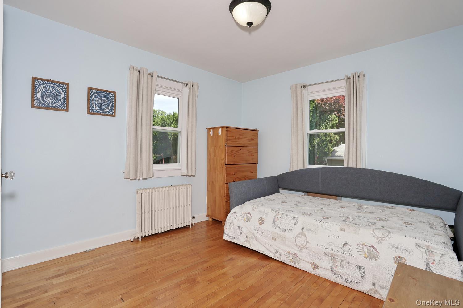25 Amory Avenue