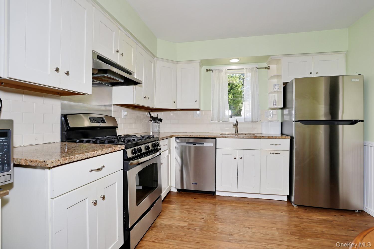 25 Amory Avenue