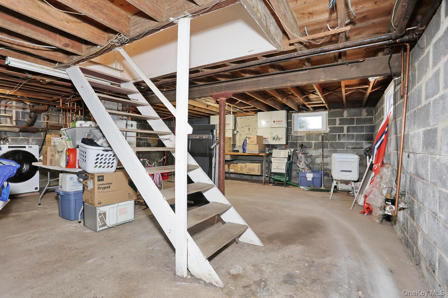 25 Amory Avenue