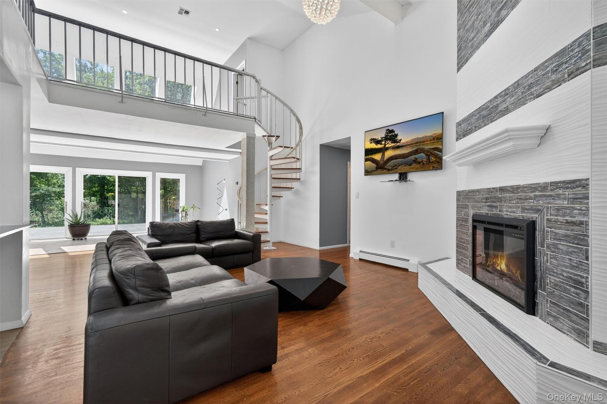 194 S Mountain Road