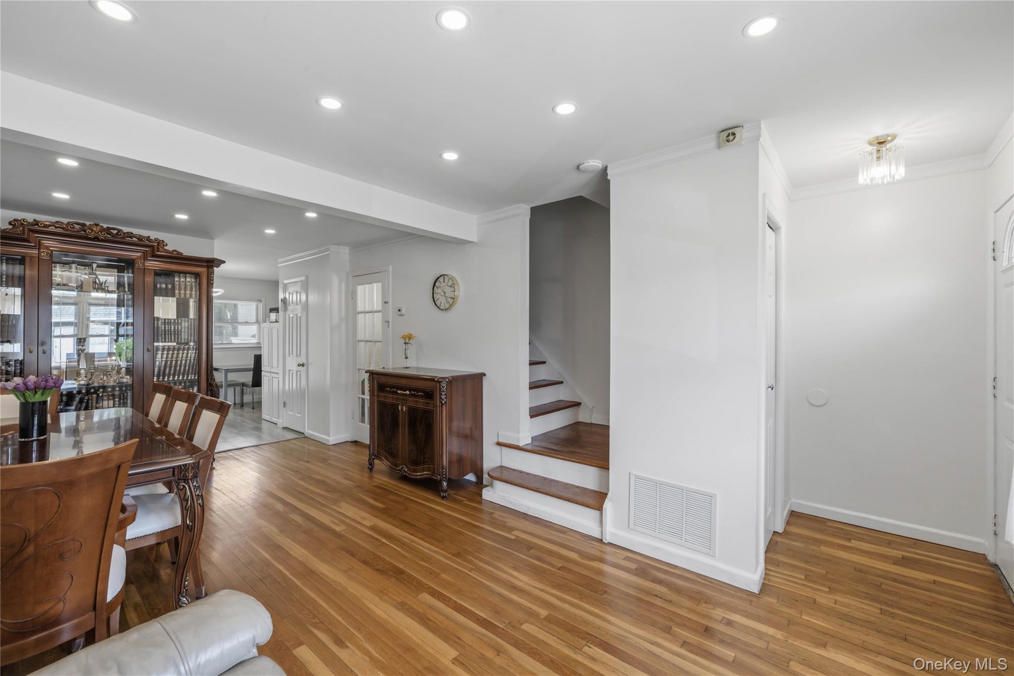 31 Gladys Drive