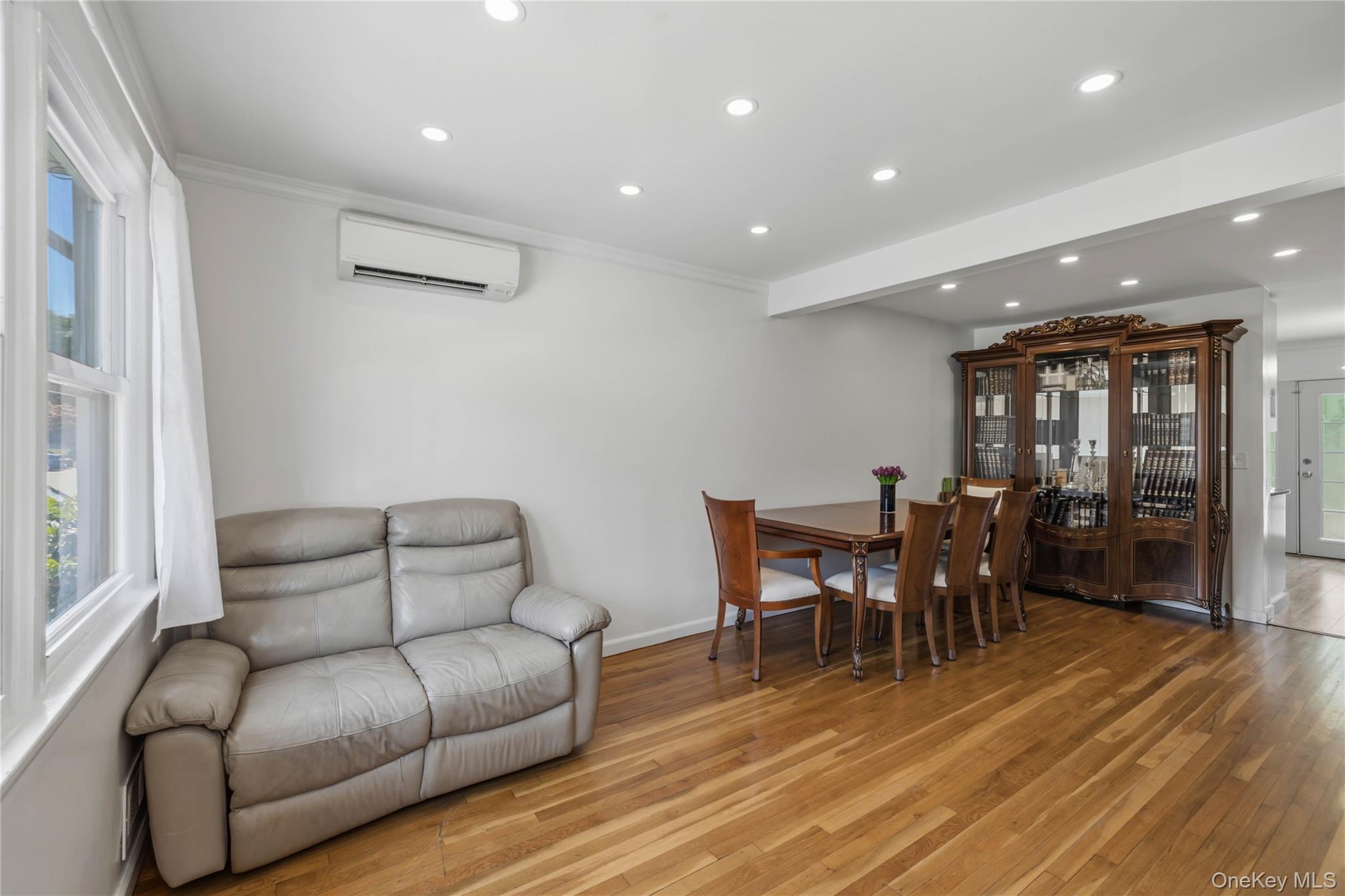 31 Gladys Drive