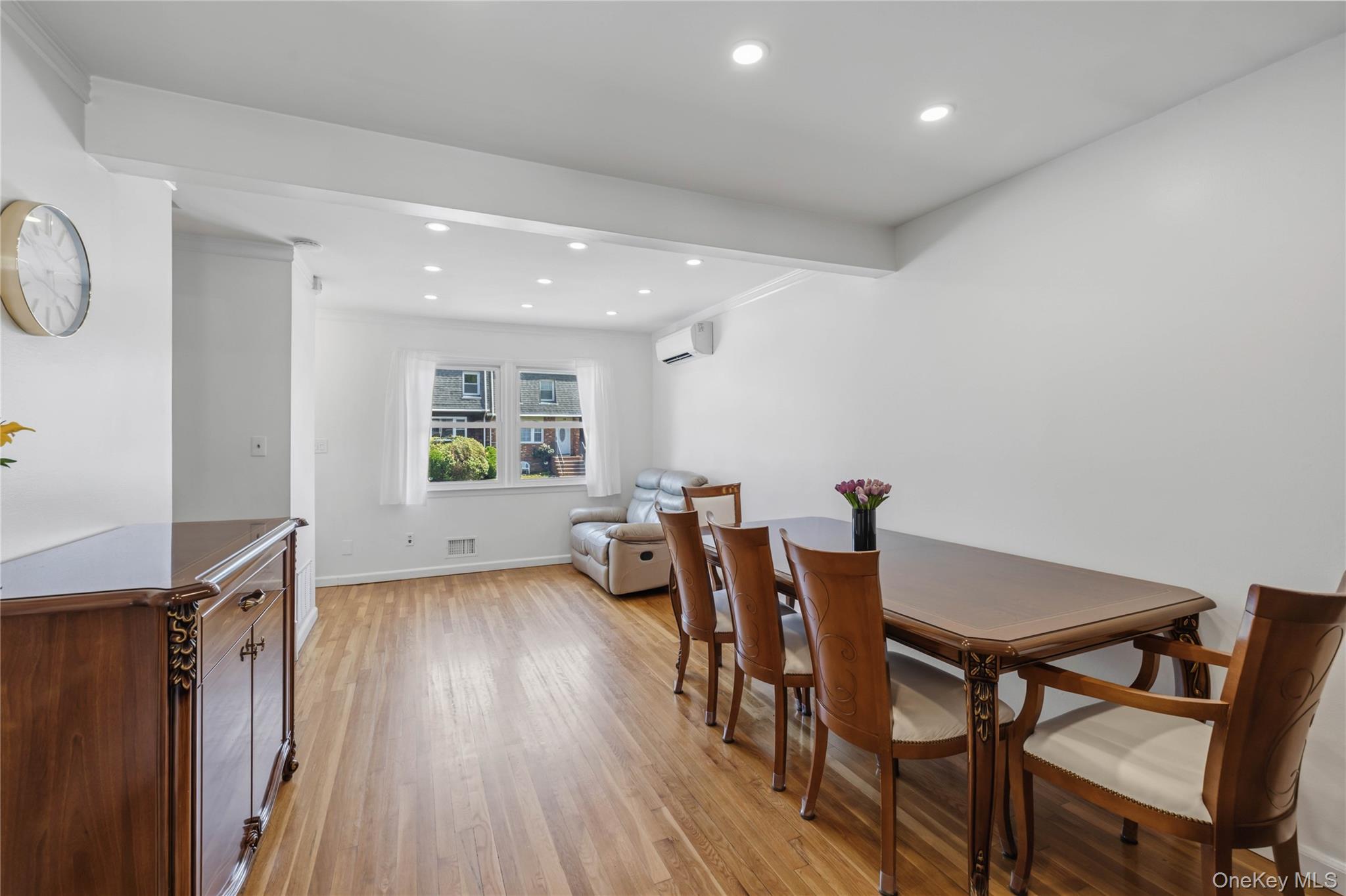 31 Gladys Drive