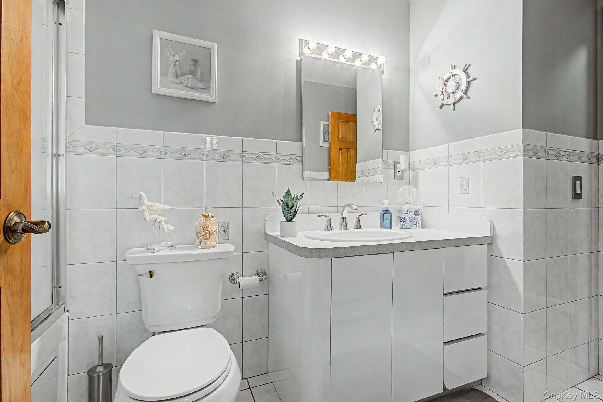 3 Van Wardt Place