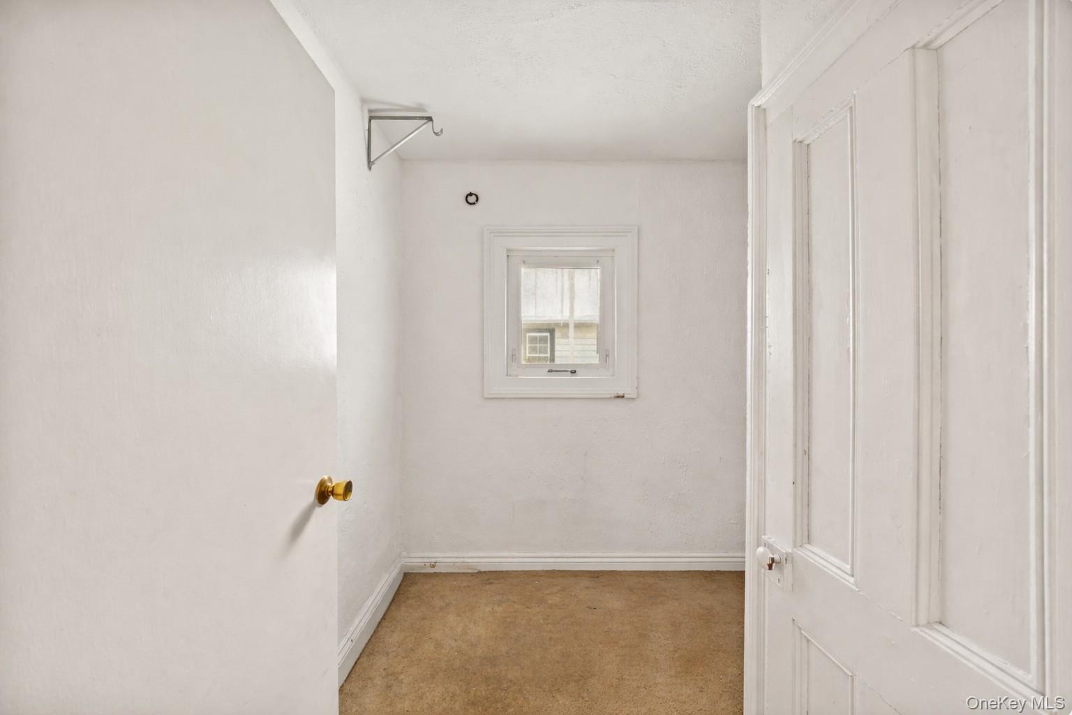 19 W Maple Avenue