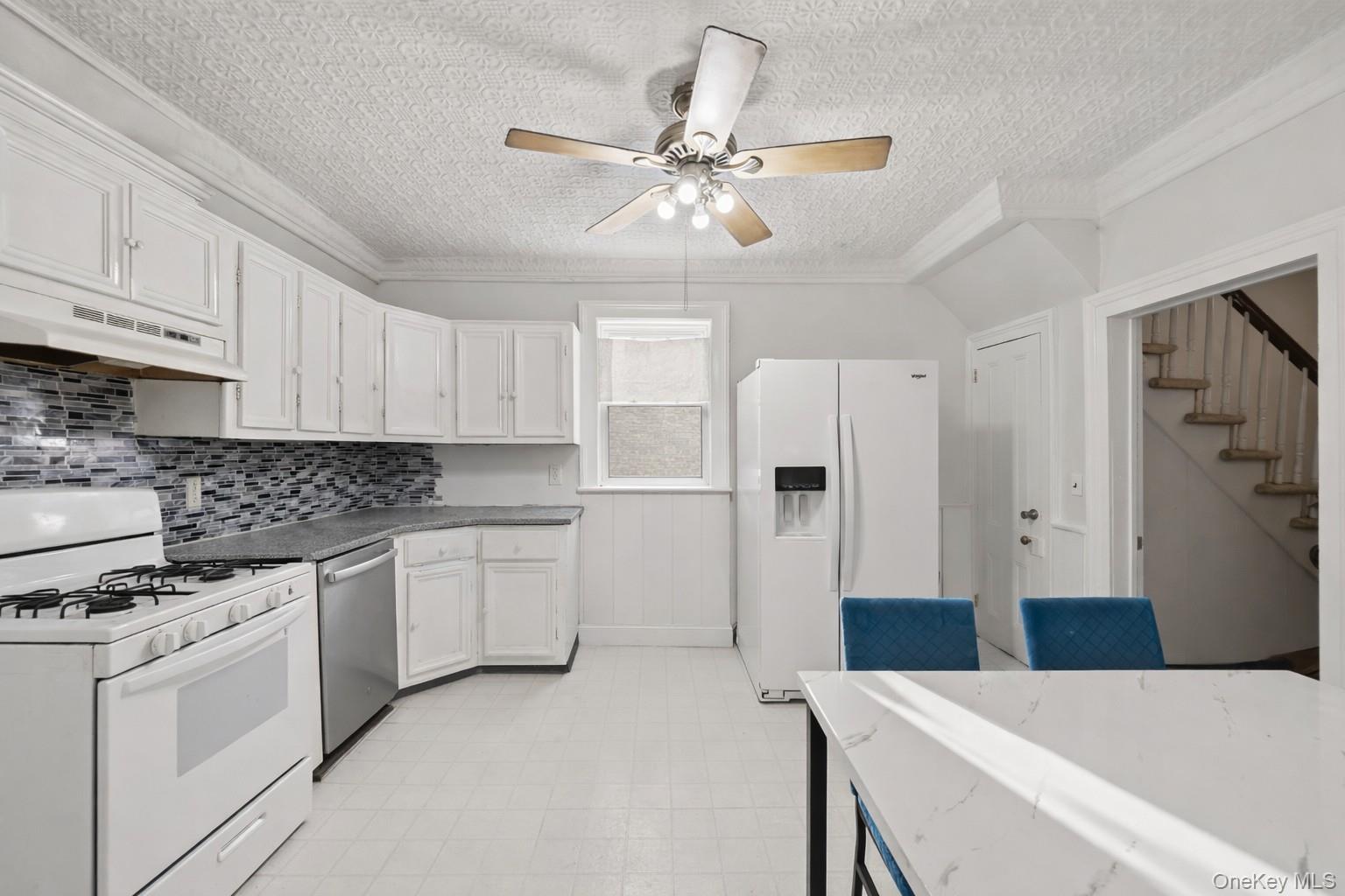 19 W Maple Avenue
