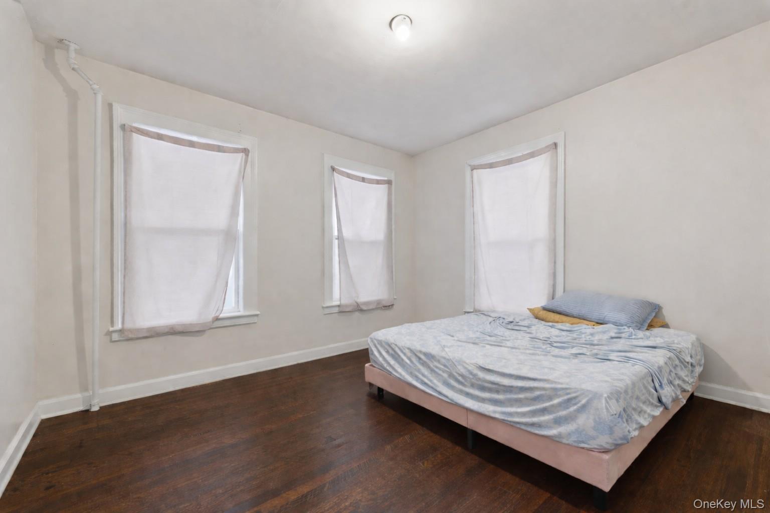 19 W Maple Avenue