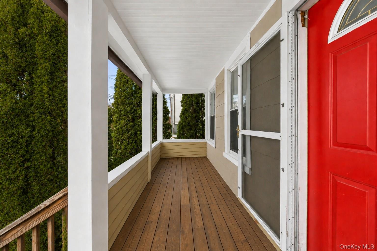 19 W Maple Avenue