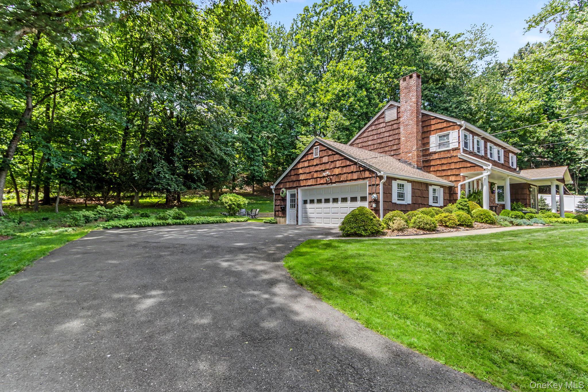 6 Woodcock Road