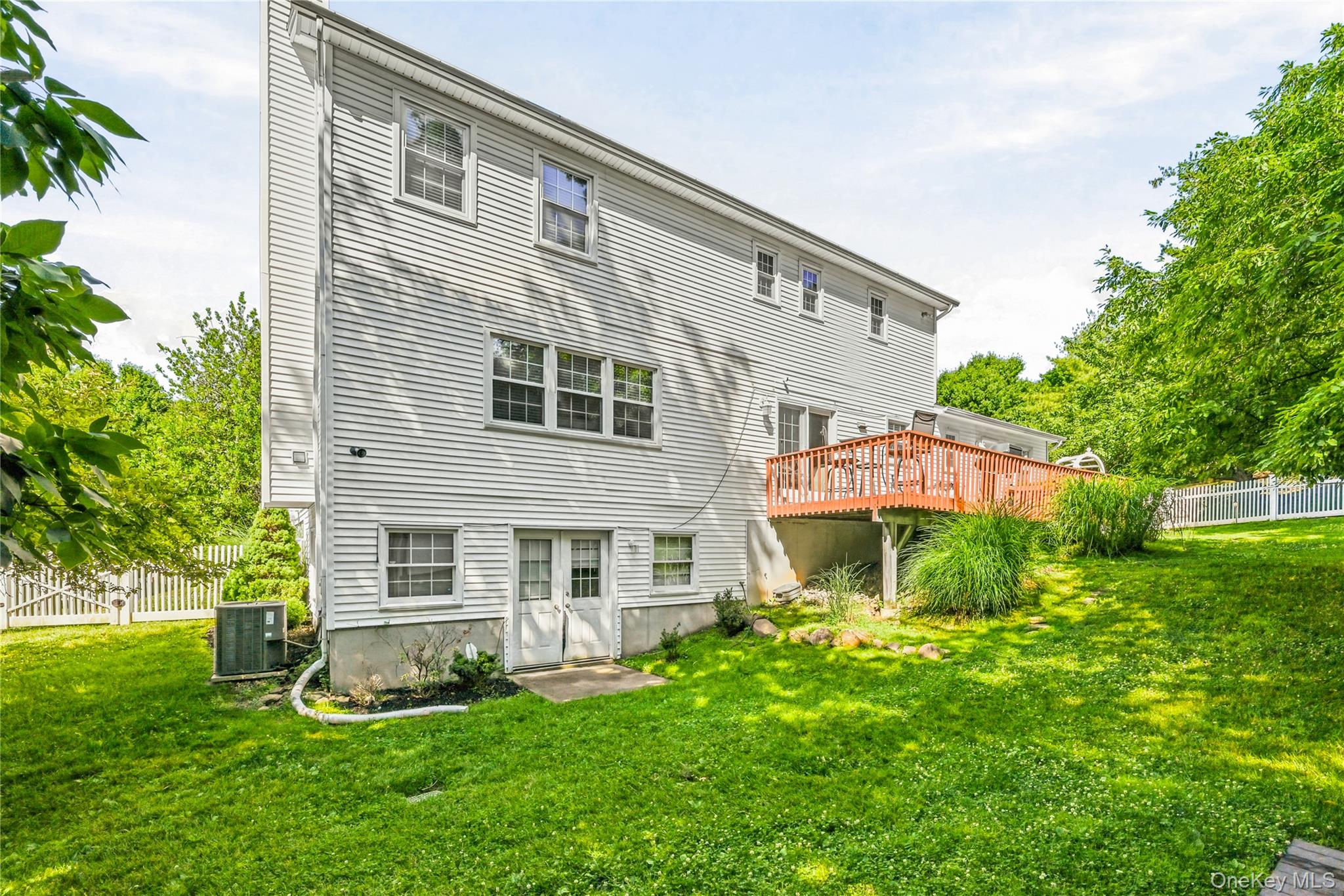 2 Sloane Court