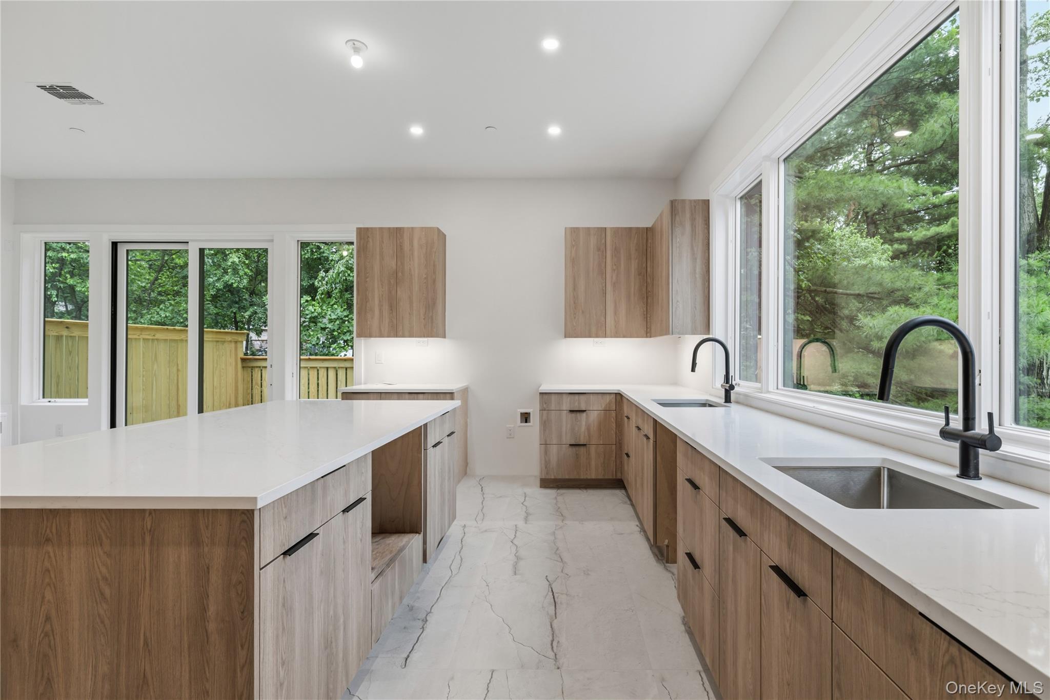 3 Greene Road