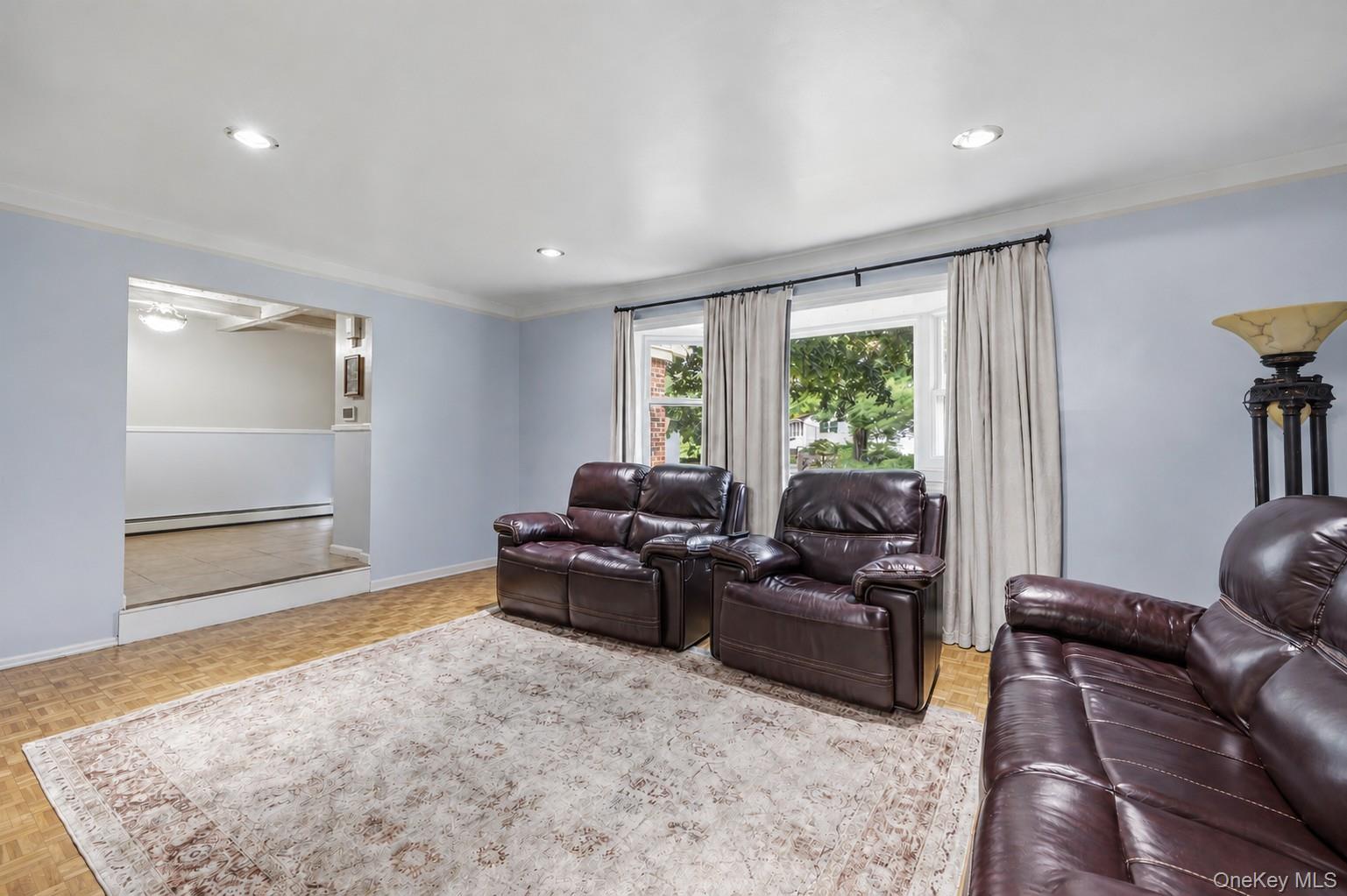 9 Amherst Road