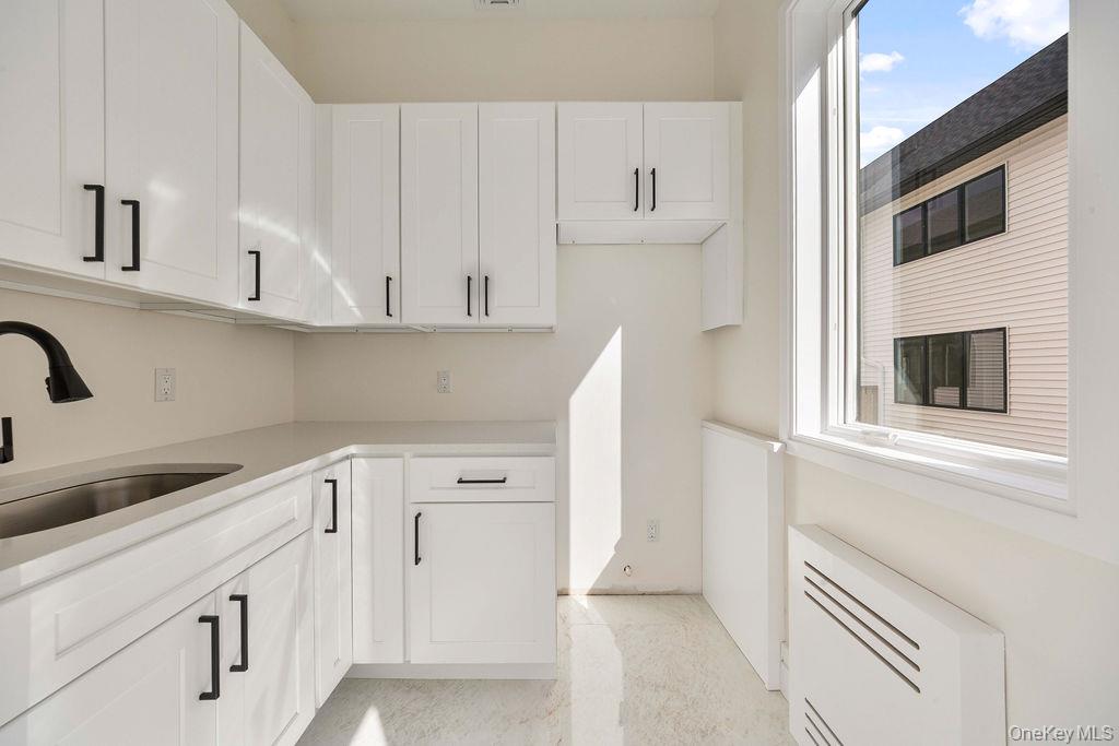 20 Singer Avenue Unit: 201