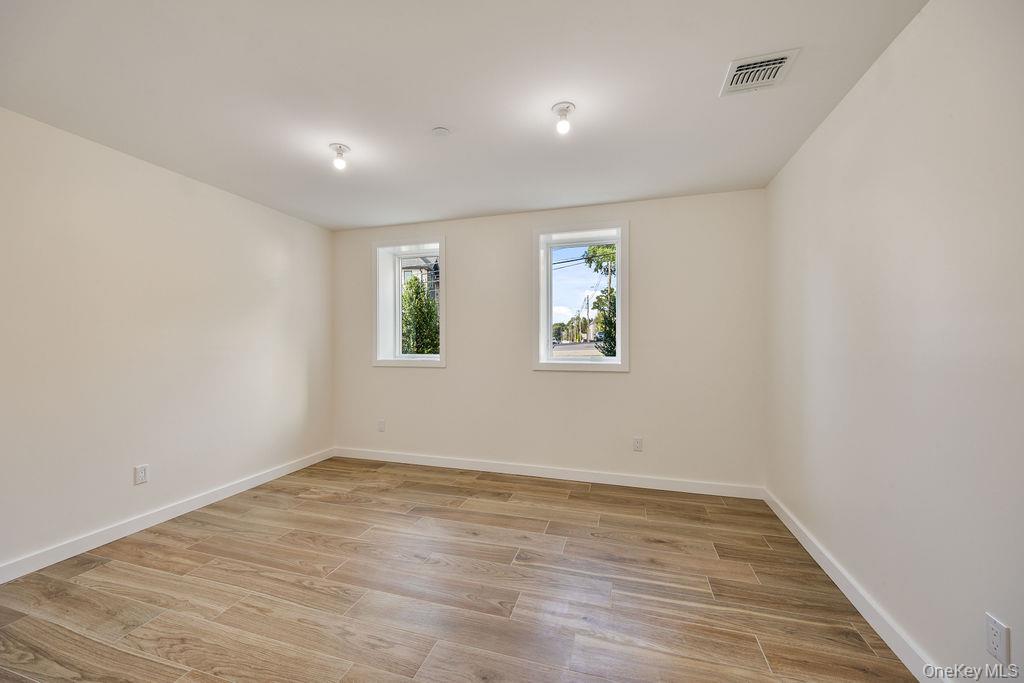20 Singer Avenue Unit: 201