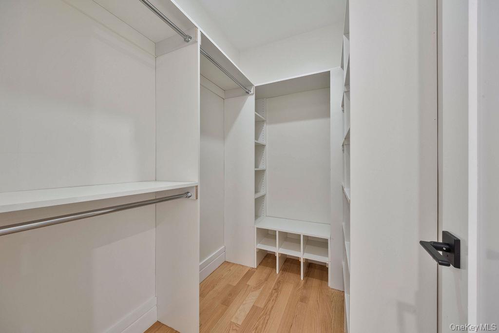 20 Singer Avenue Unit: 201
