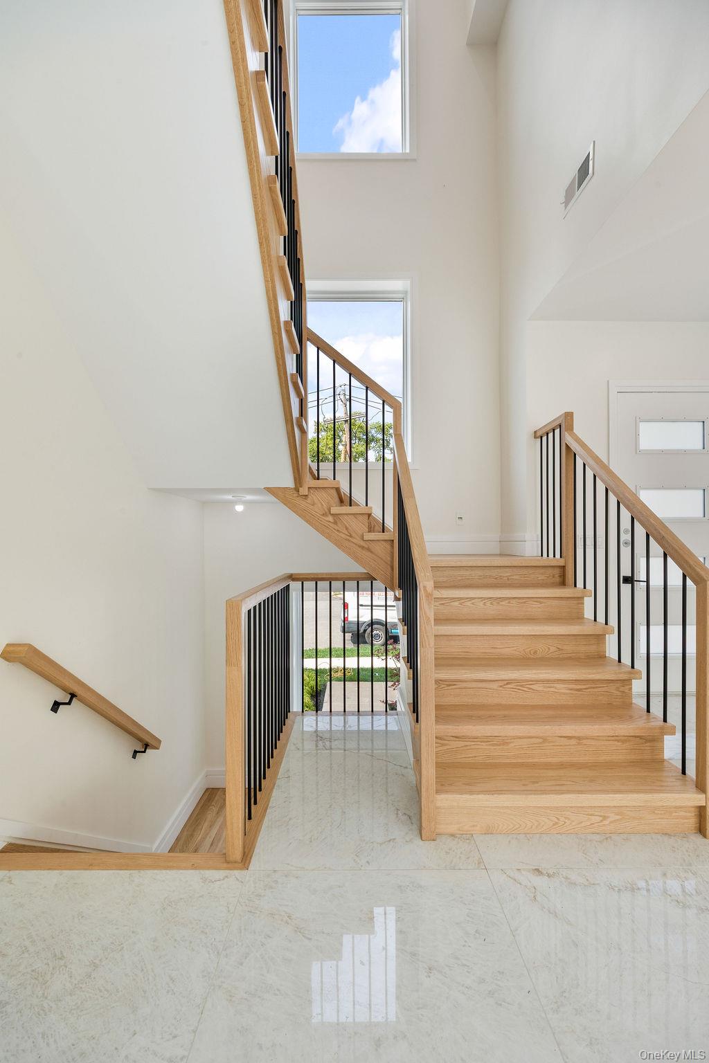 20 Singer Avenue Unit: 201