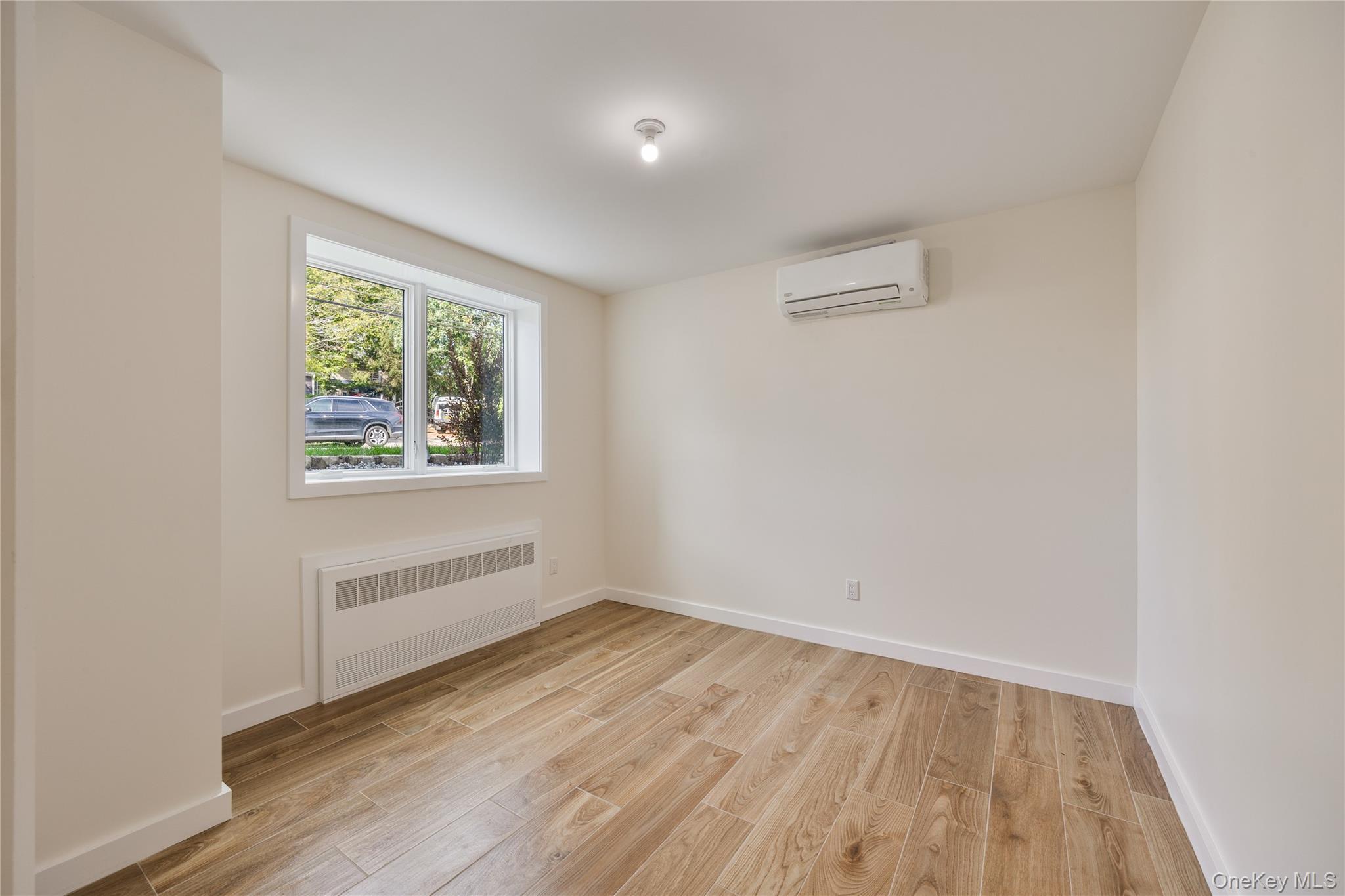 20 Singer Avenue Unit: 201