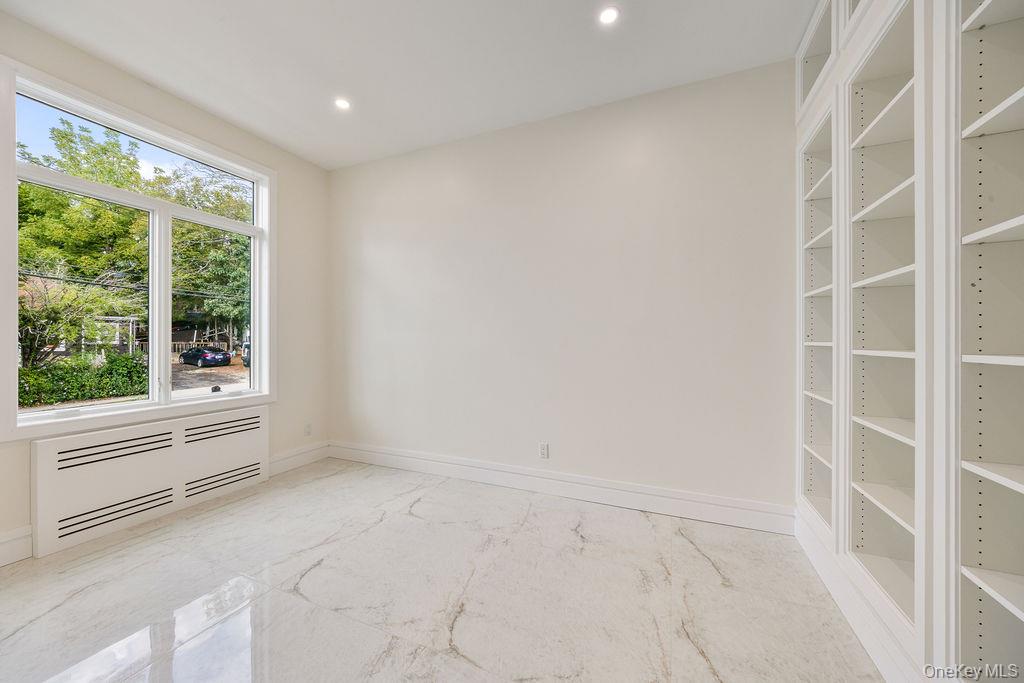 20 Singer Avenue Unit: 201