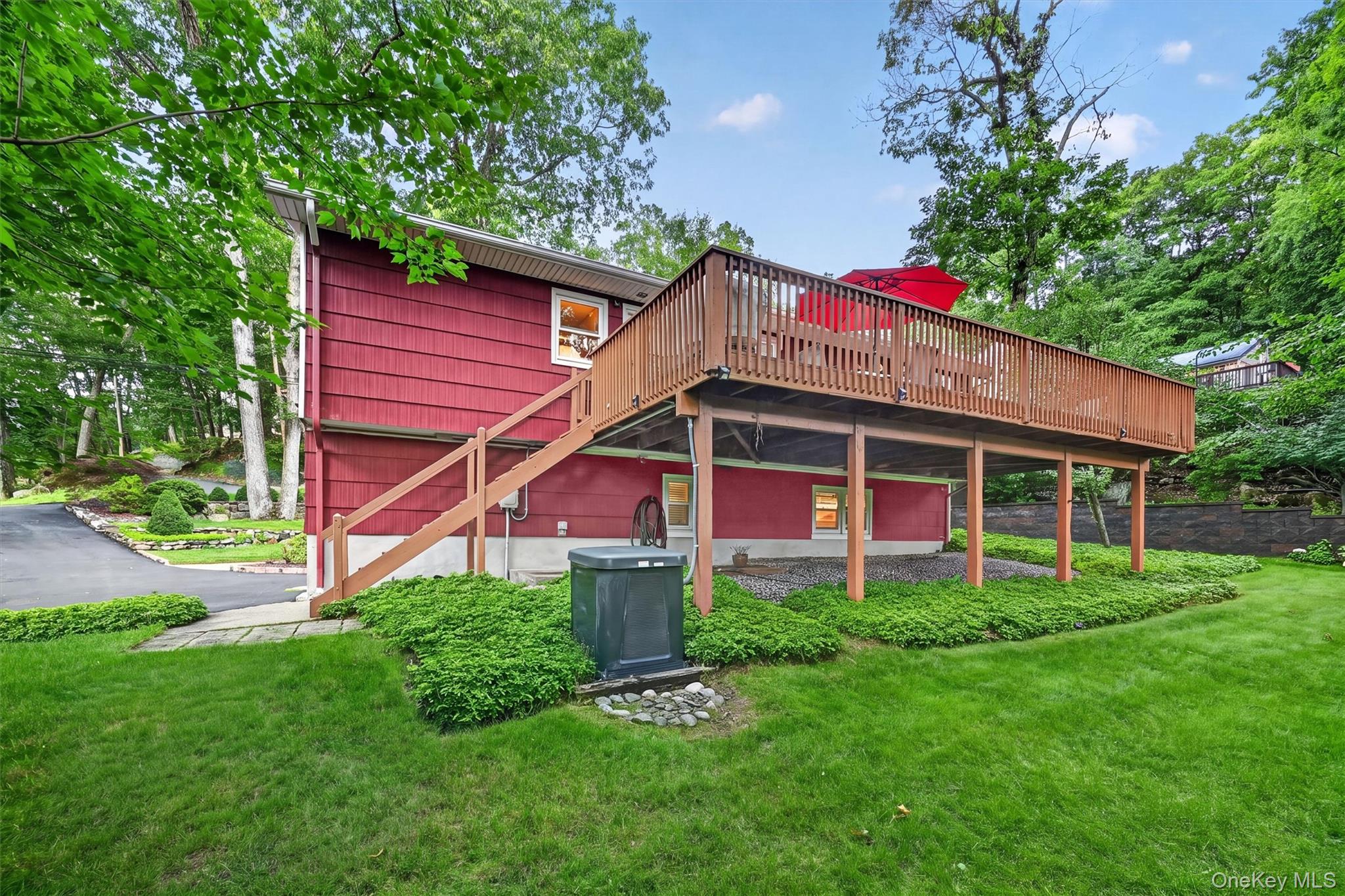 3 Hazelwood Road
