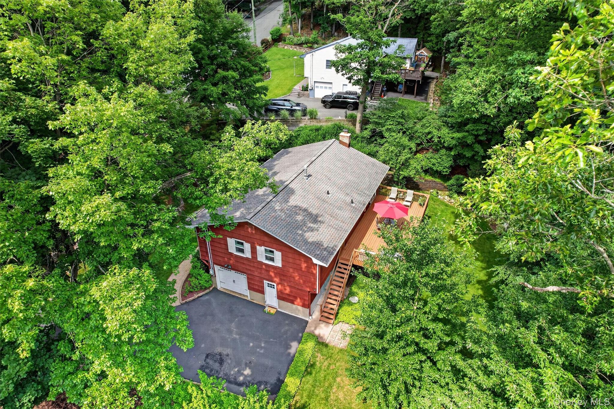 3 Hazelwood Road