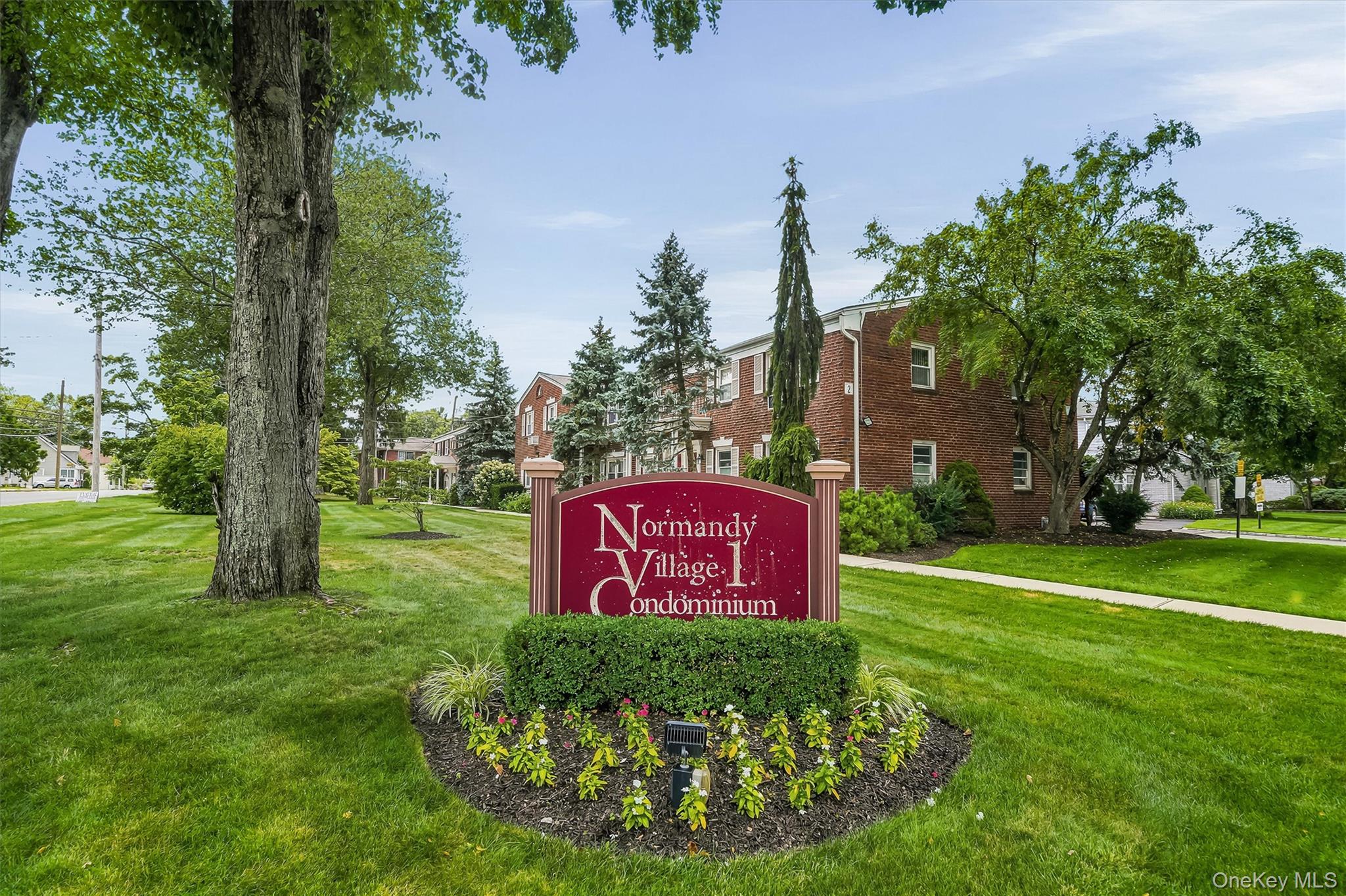 1 Normandy Village Unit: 1