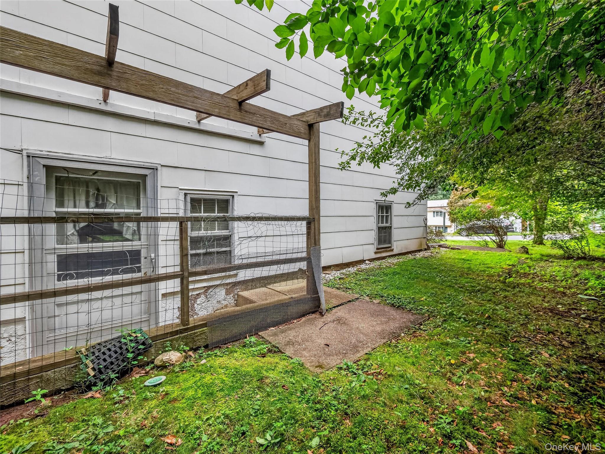 794 Brookridge Drive