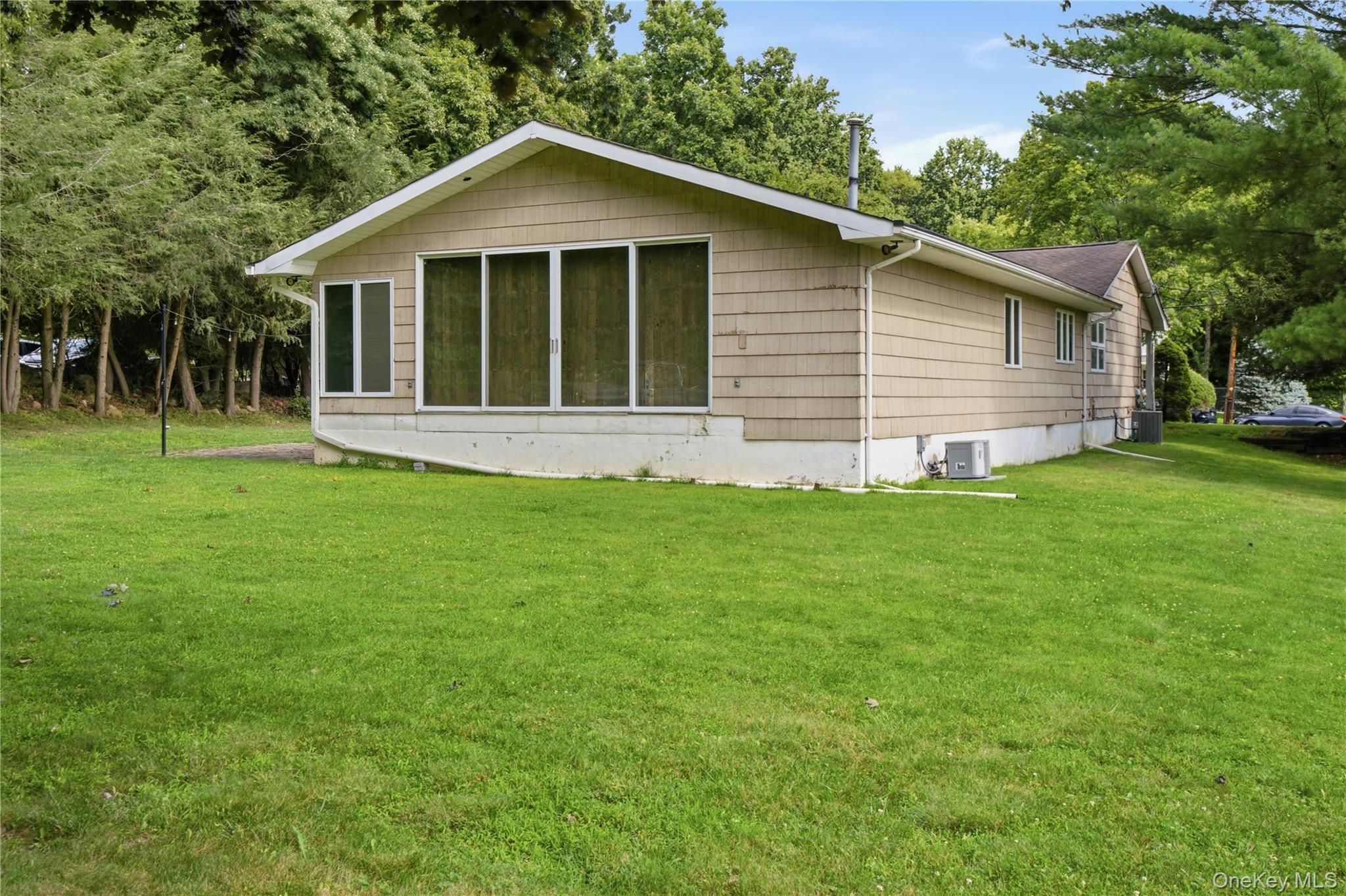 17 Little Brook Lane