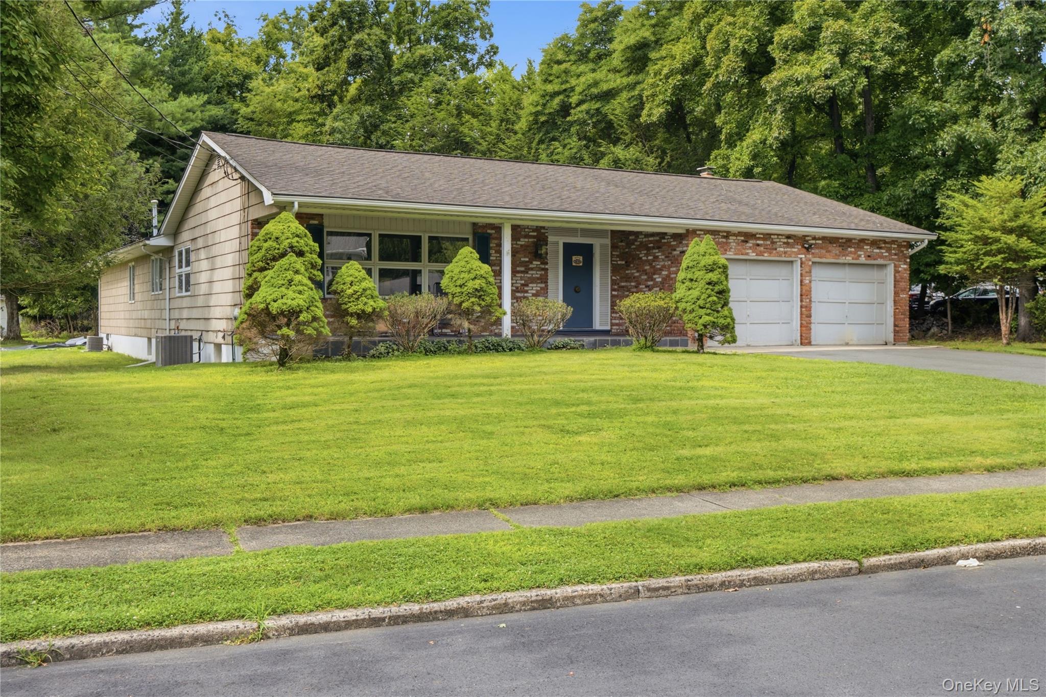 17 Little Brook Lane