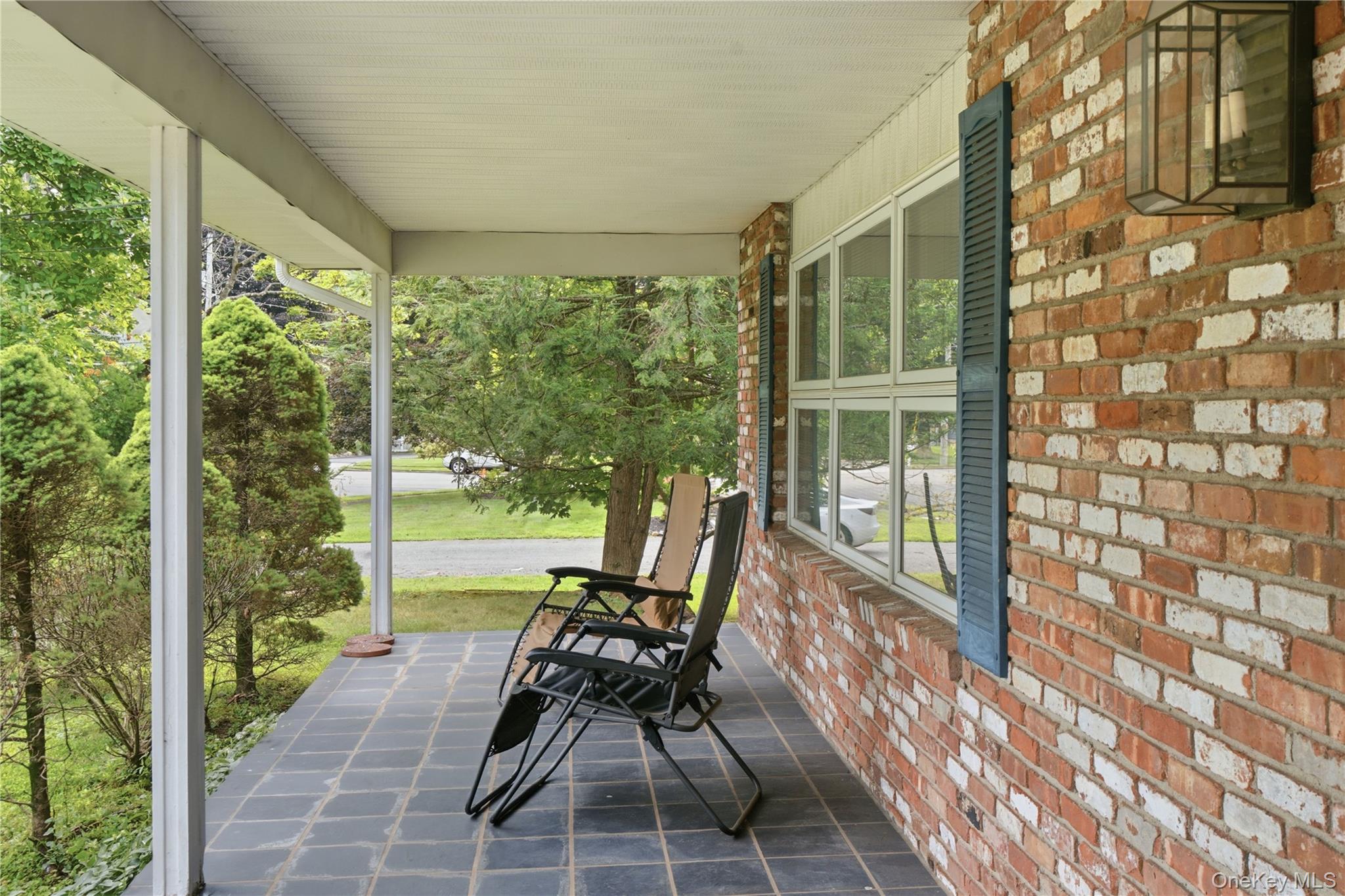 17 Little Brook Lane