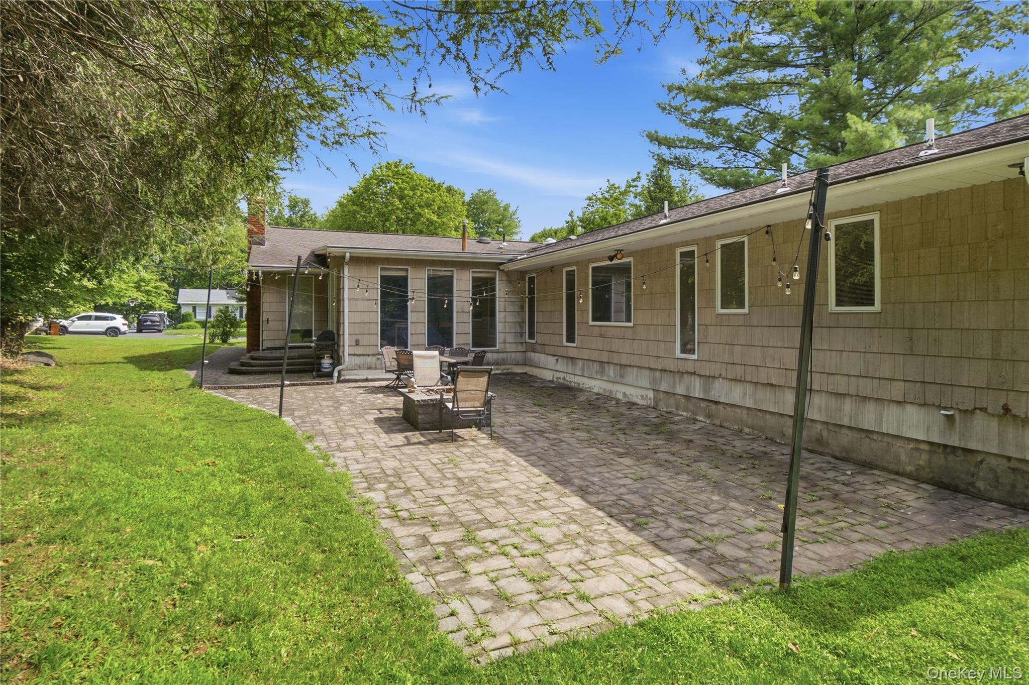 17 Little Brook Lane
