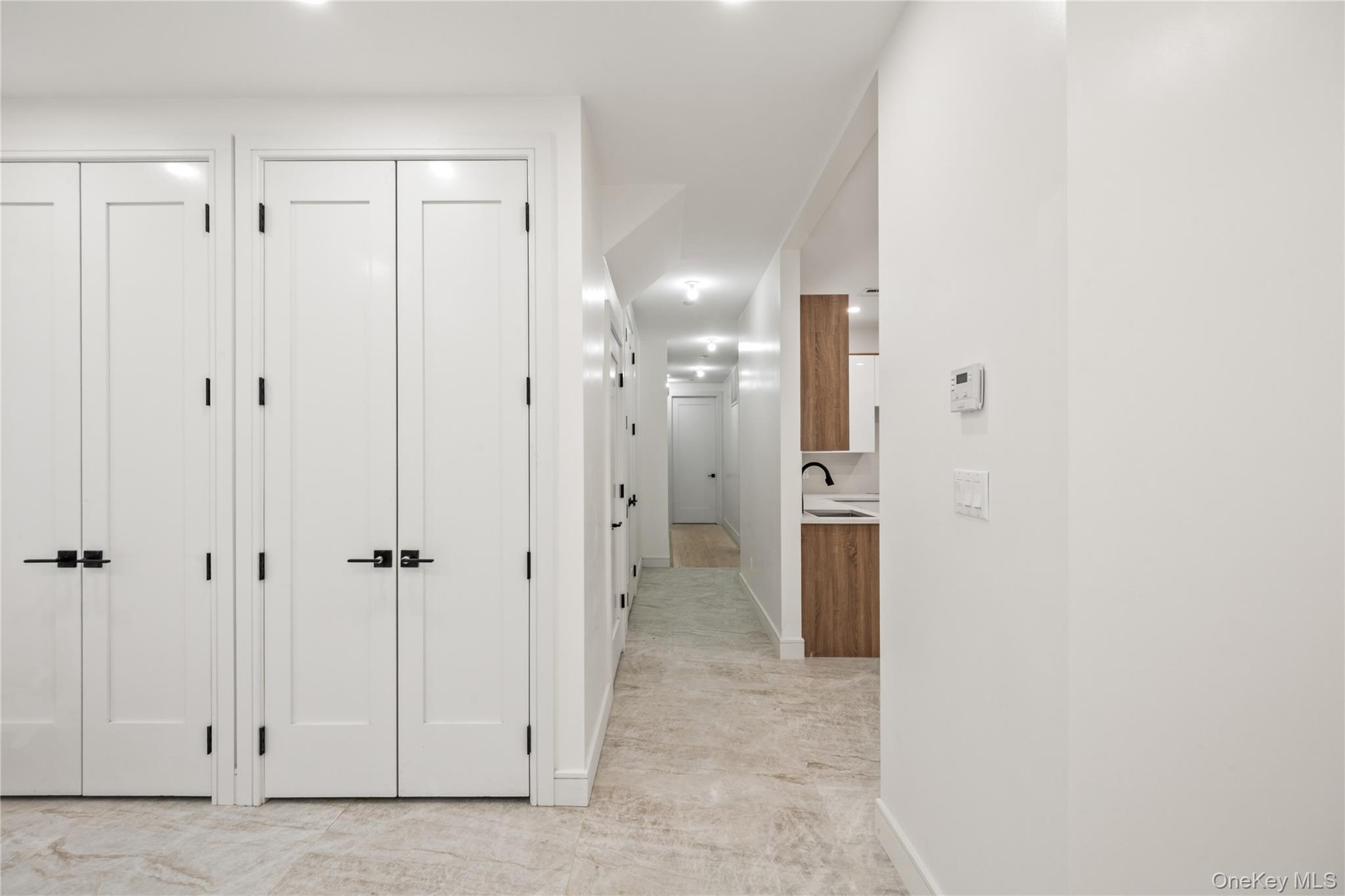 15 Warren Court Unit: 101
