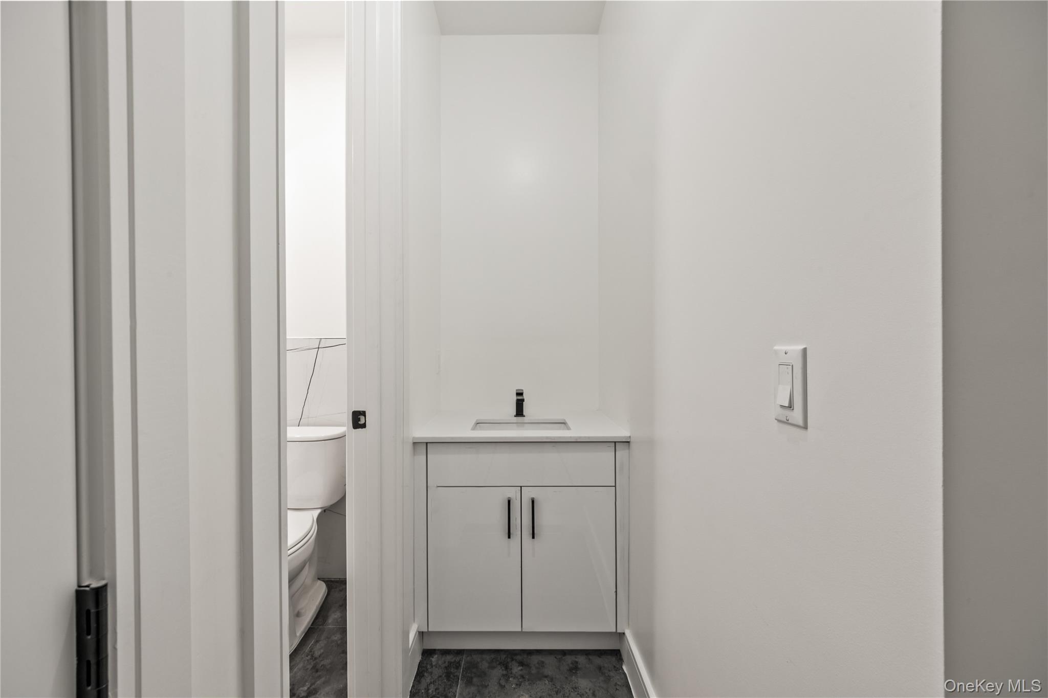 15 Warren Court Unit: 101