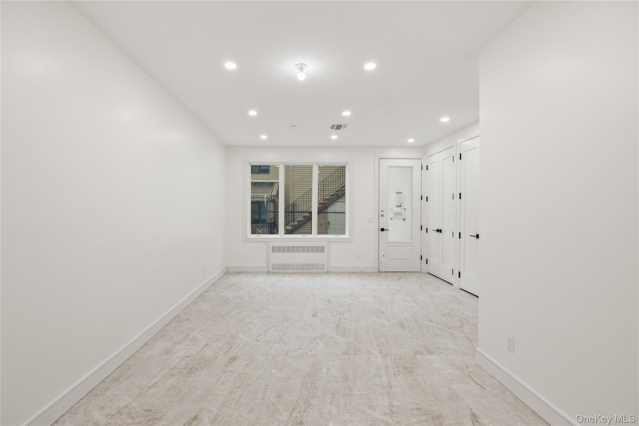 15 Warren Court Unit: 101