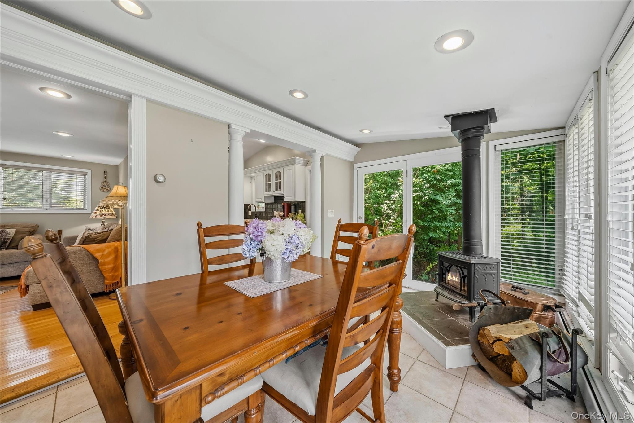 7 Locust Drive