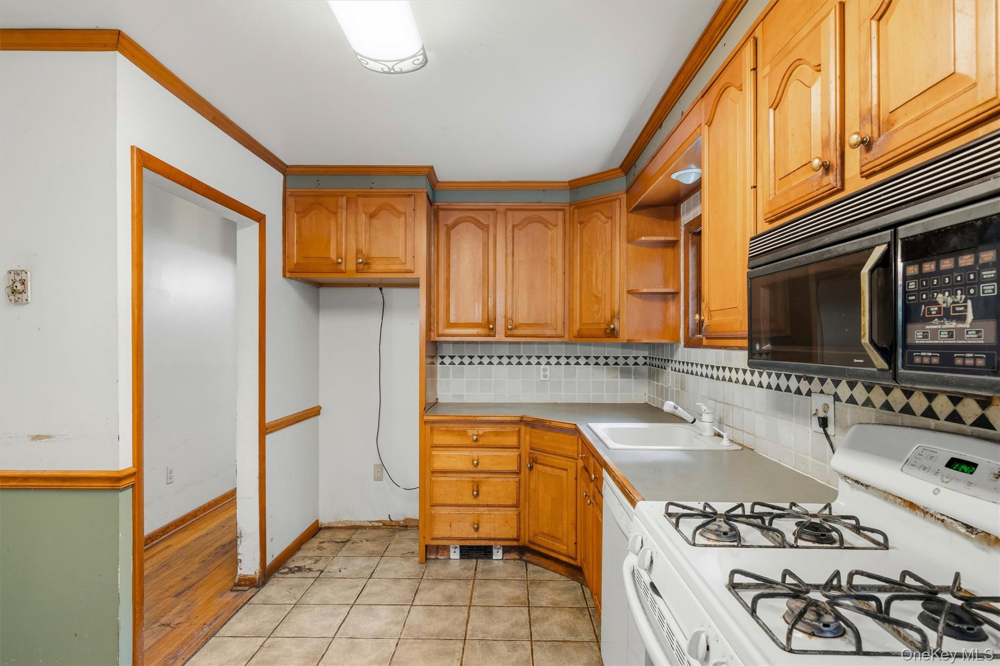 804 S Plank Road