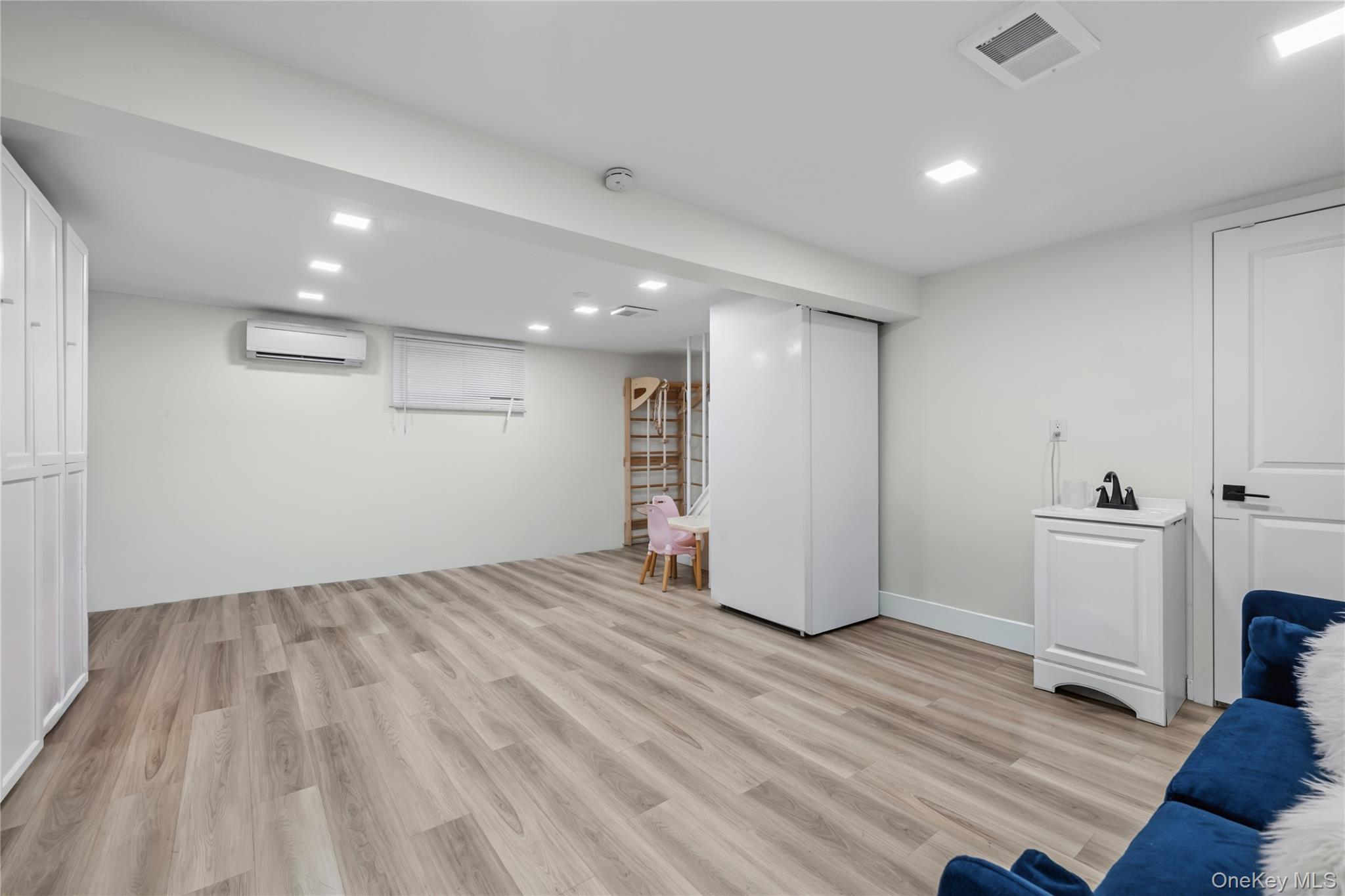 18 Alan Road