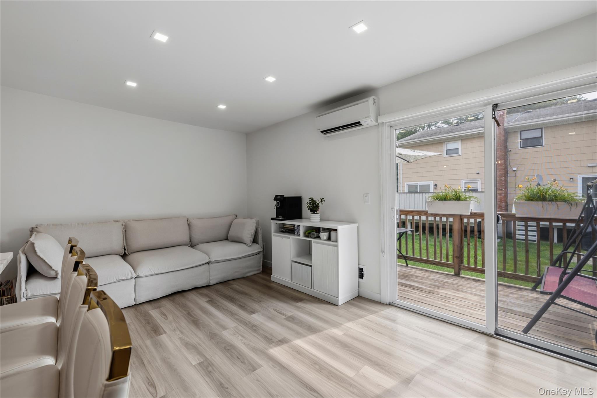 18 Alan Road
