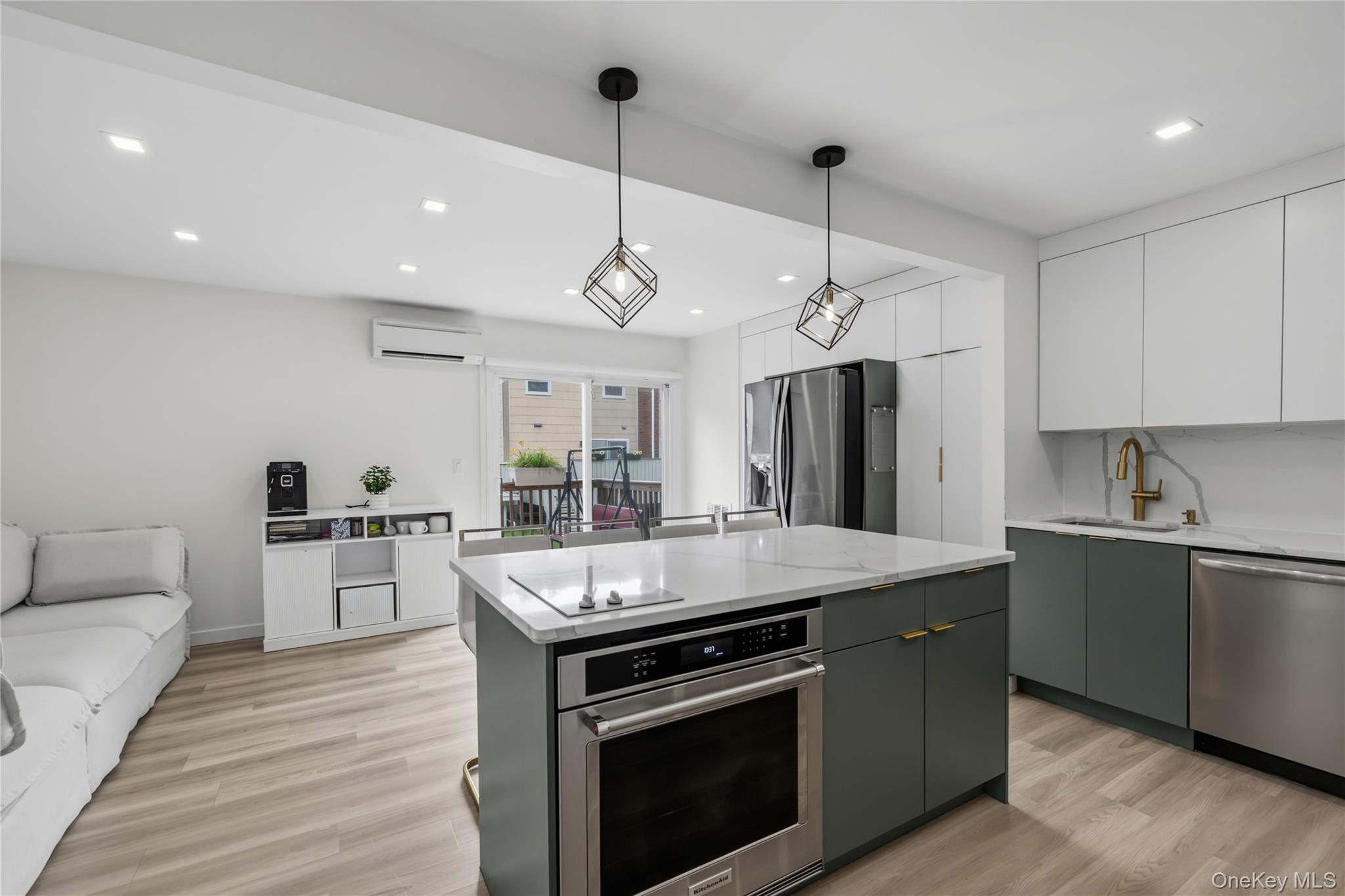 18 Alan Road