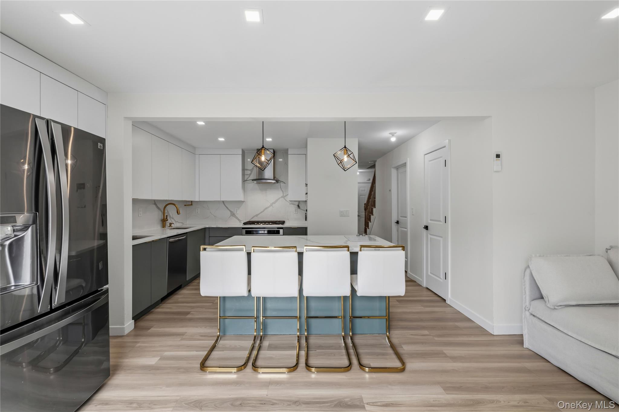 18 Alan Road