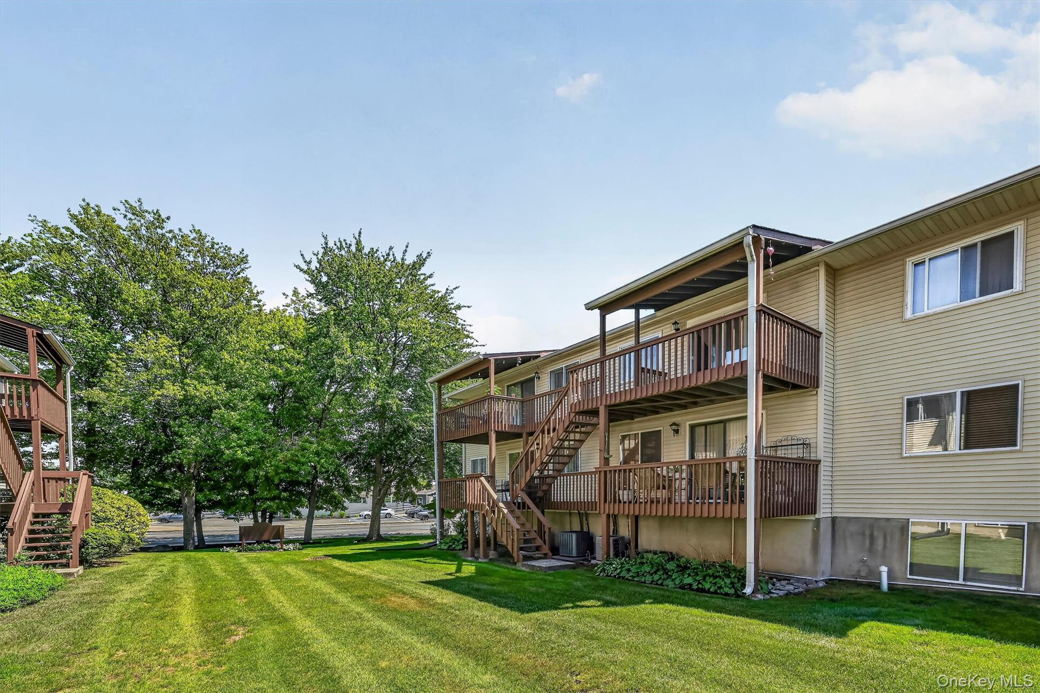 25 College Avenue Unit: 102