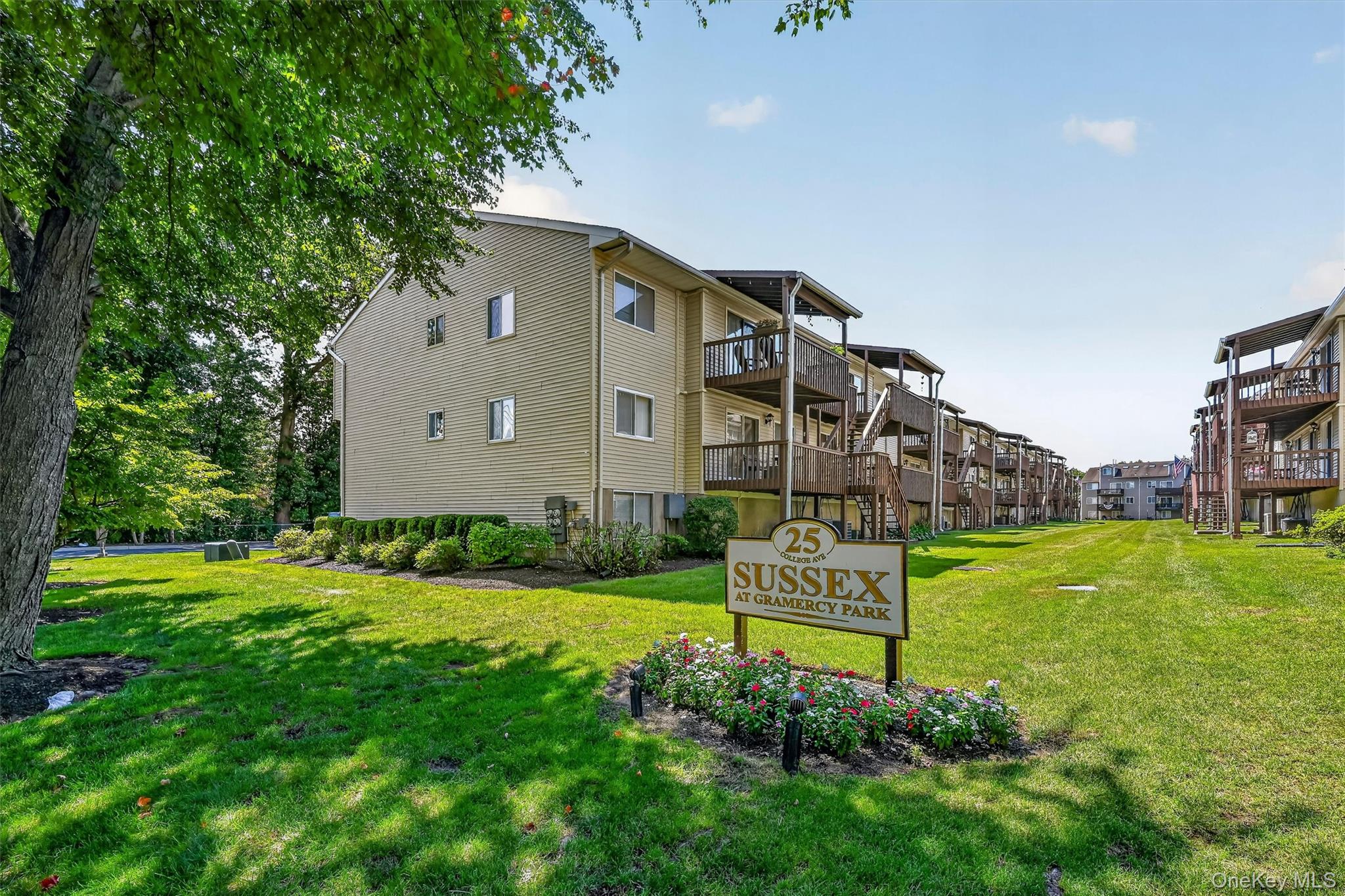 25 College Avenue Unit: 102