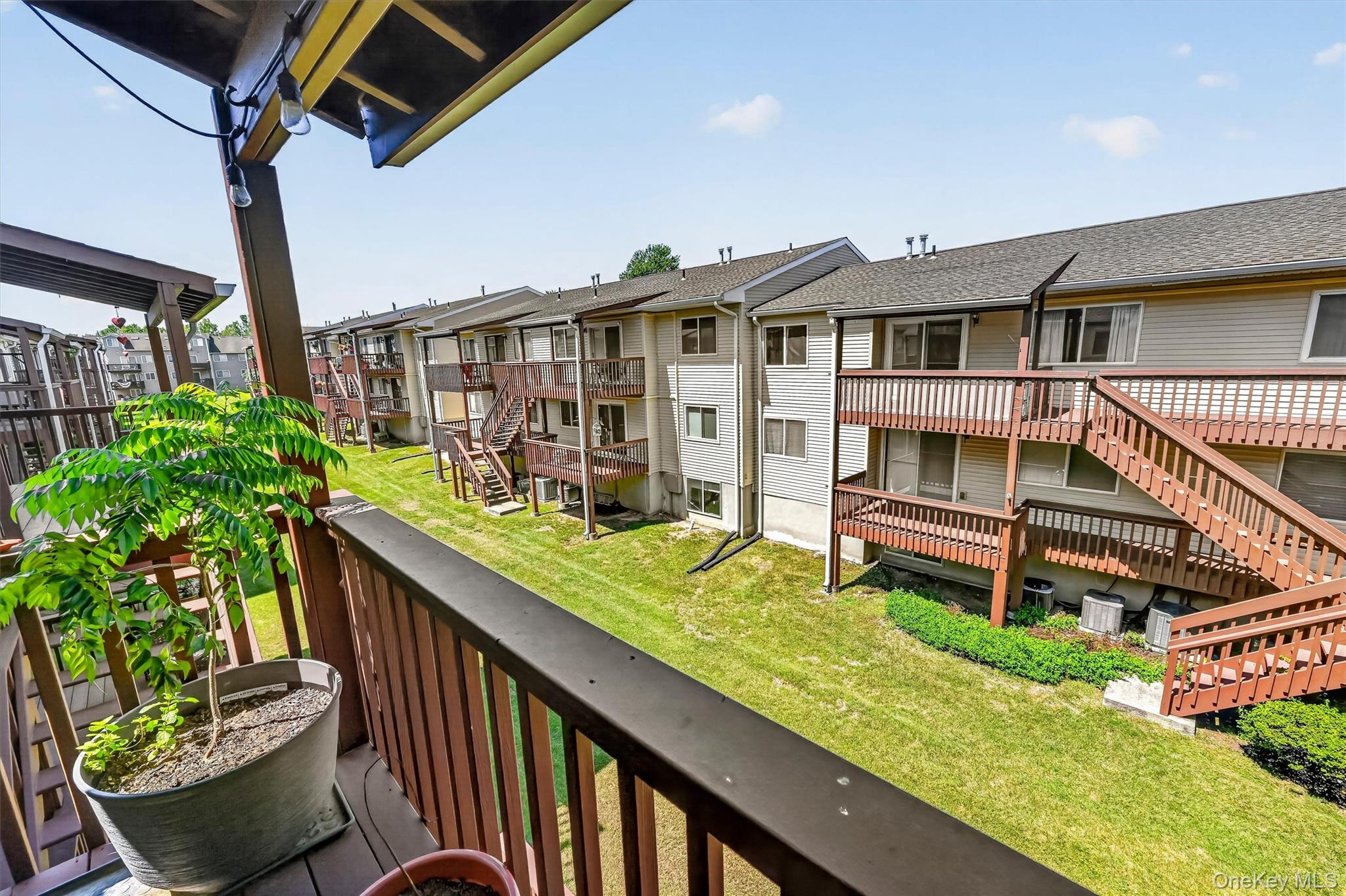25 College Avenue Unit: 102