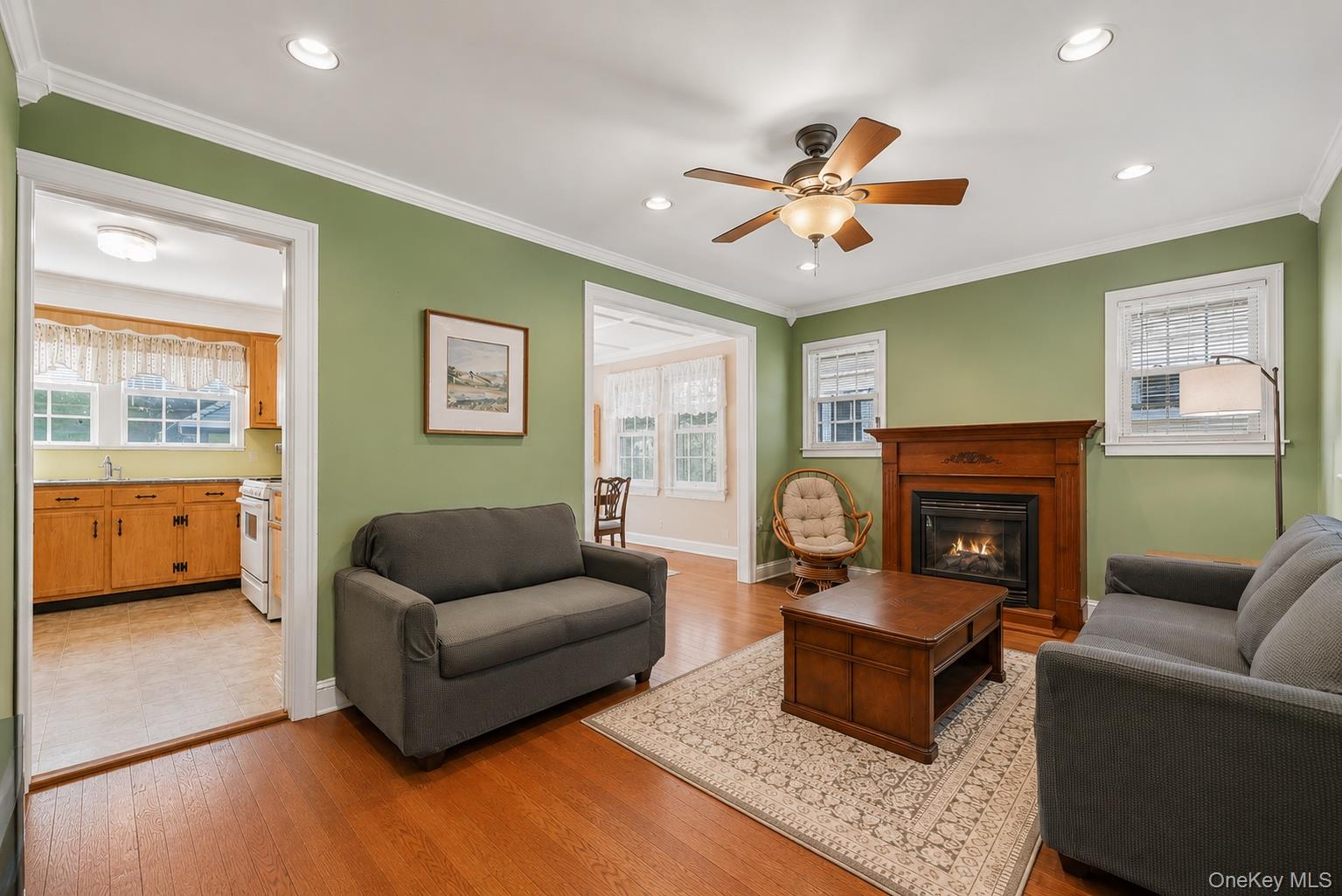 13 Washington Circle