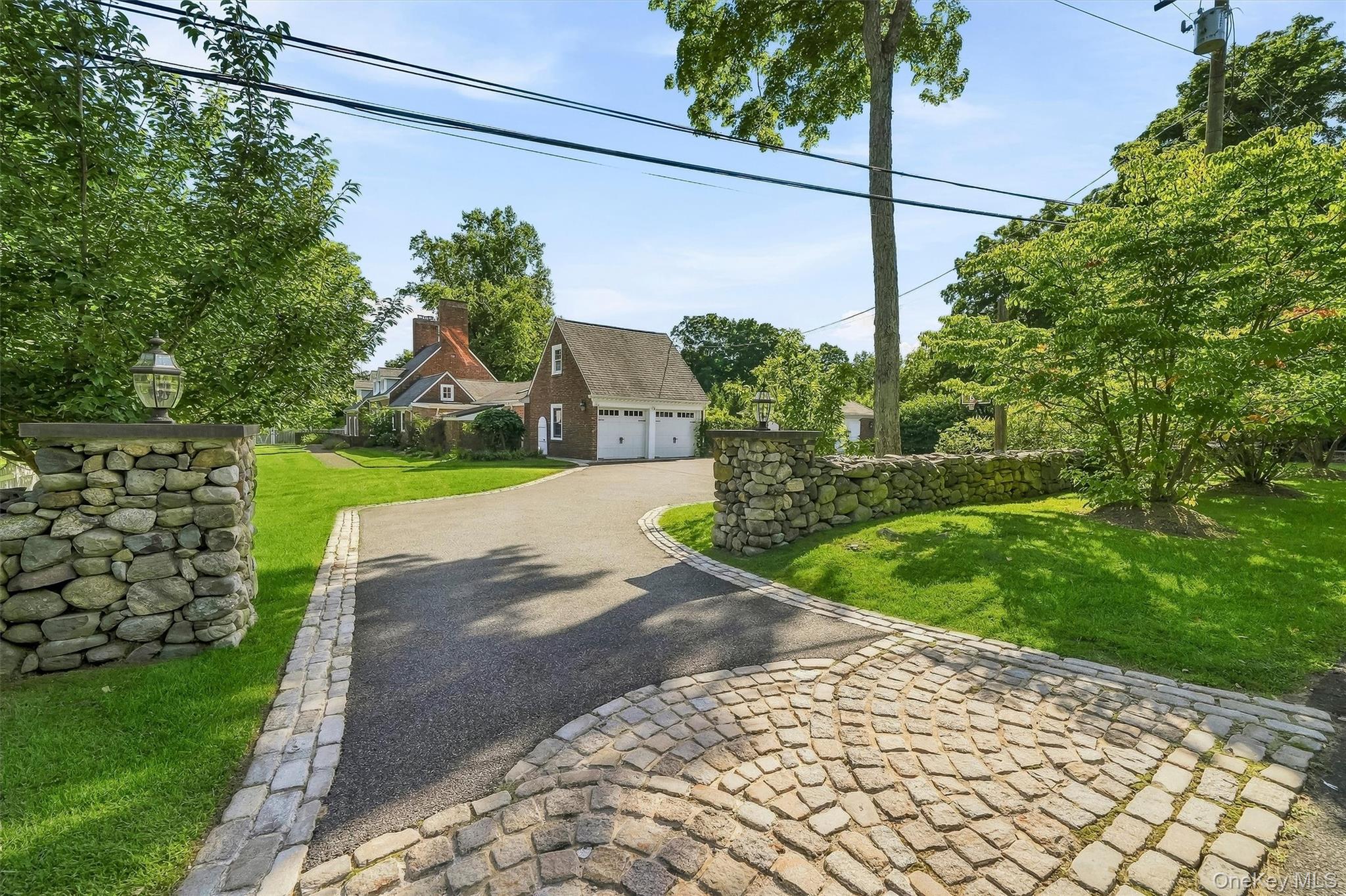 8 Rose Hill Road